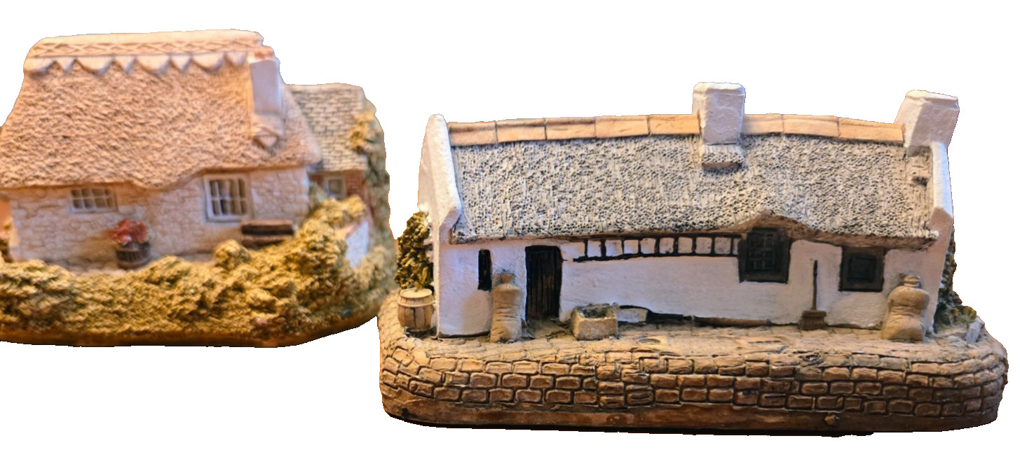 Lilliput Lane Lot-2 Robert Burns Cottage & Smallest Inn Collectibles Vintage