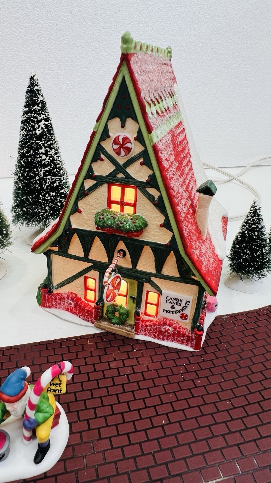 Dept 56 North Pole Series “Start A Tradition Set” Set Of 12 Pieces Excellent !