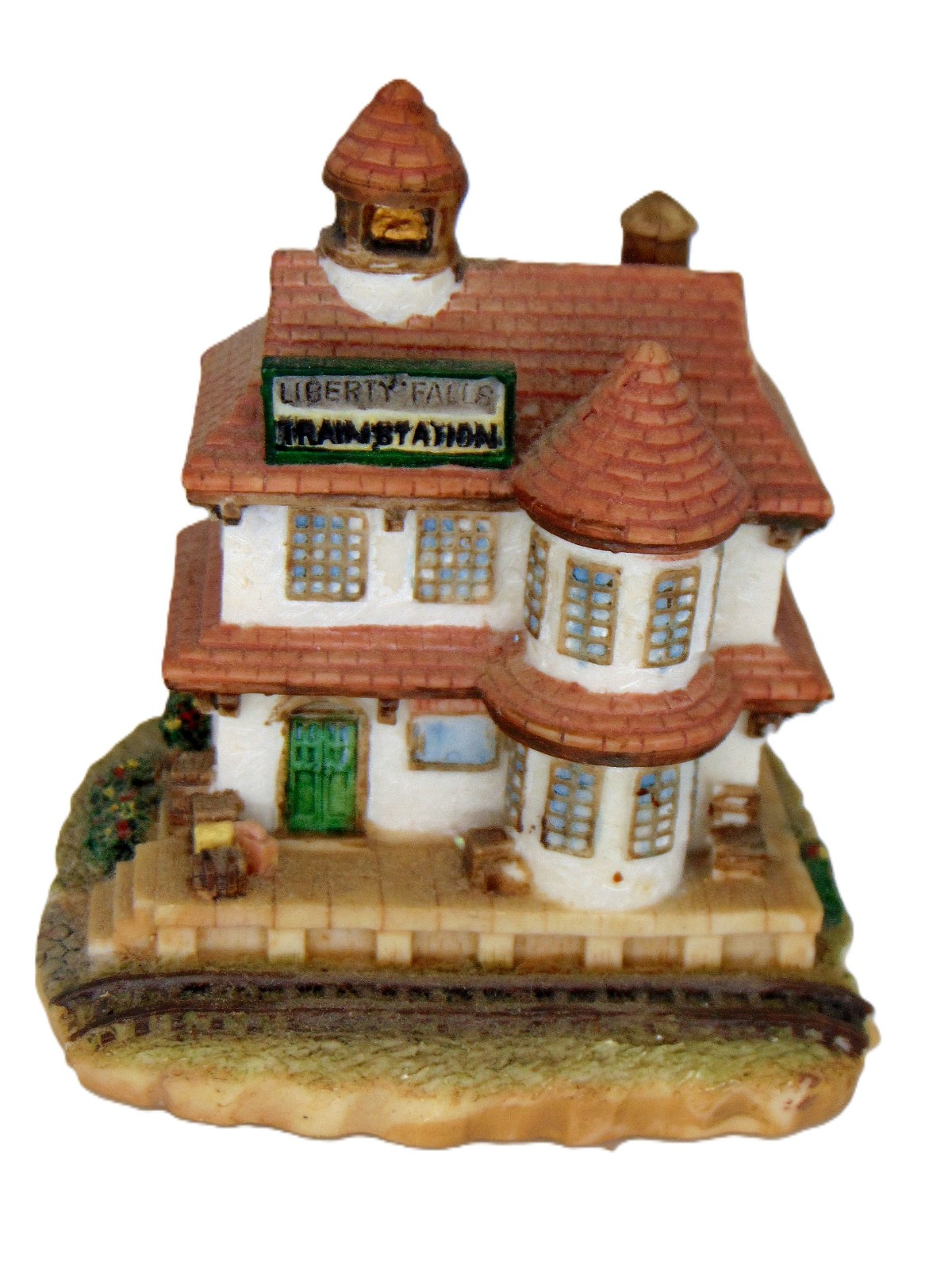 AMERICANA COLLECTION TRAIN STATION OF LIBERTY FALLS CERAMIC HOUSE AH21