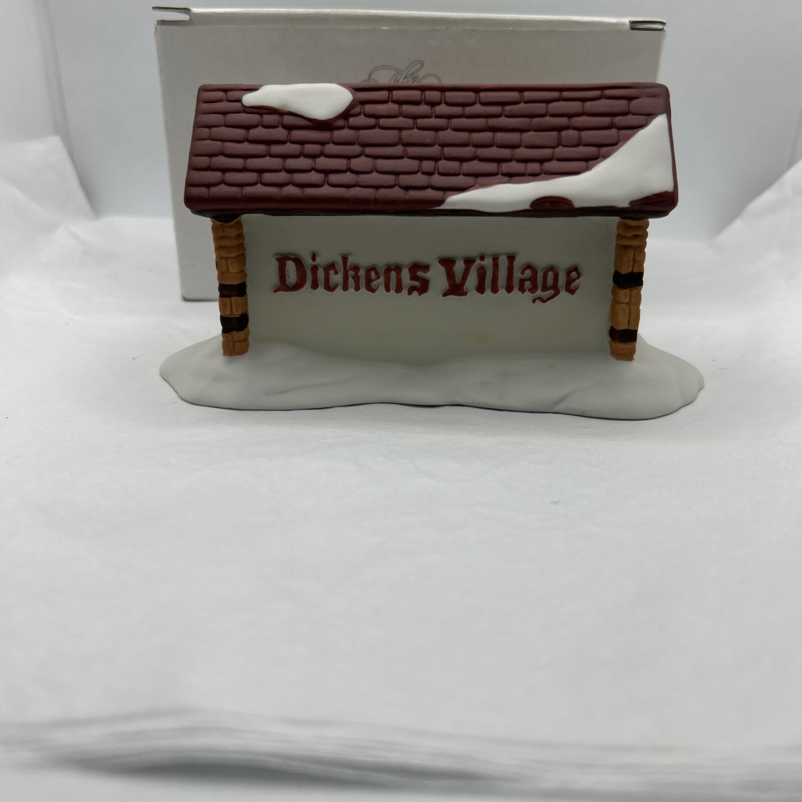 Department 56 Dickens Village Sign. Original Box. Retired 1993