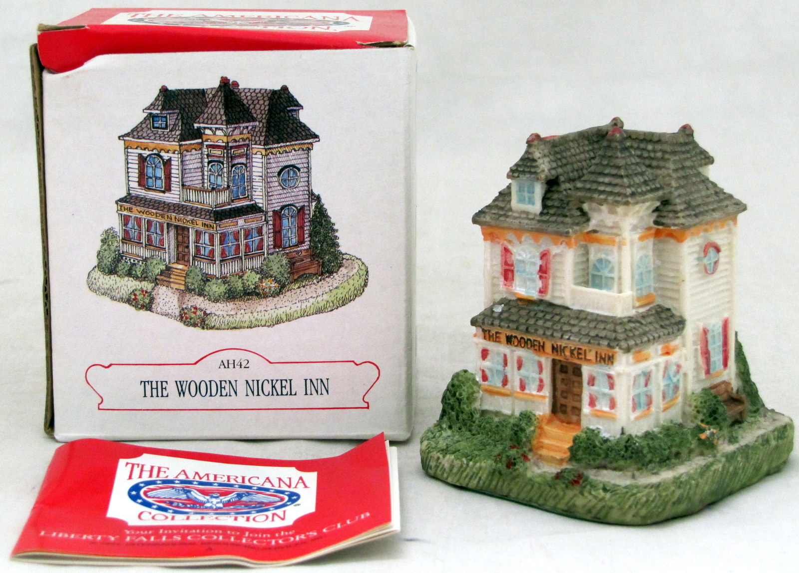 Liberty Falls The Wooden Nickel Inn Americana Collection Village AH42 Figurine