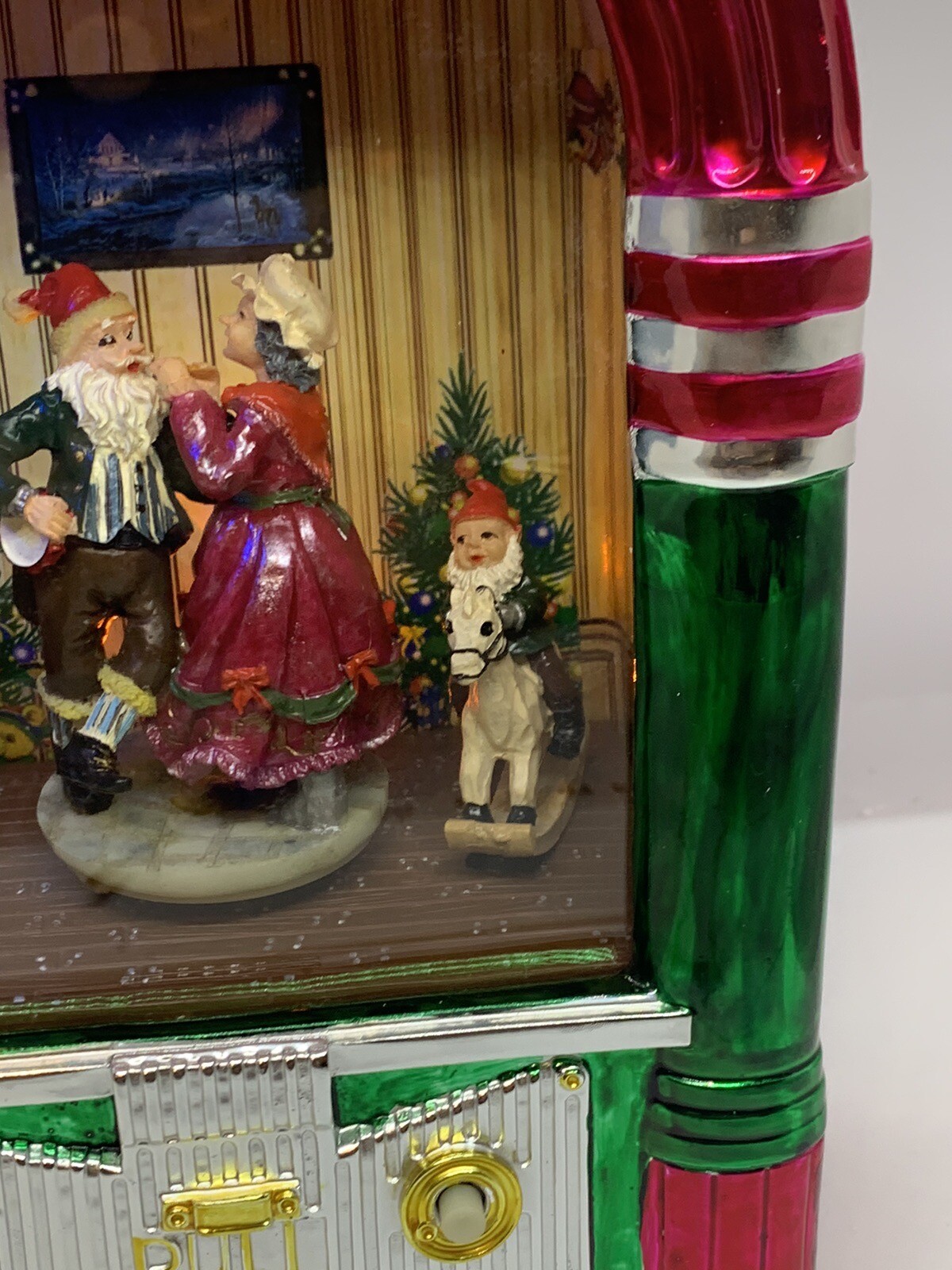 CHRISTMAS MUSICAL JUKEBOX * LIGHTED * ANIMATED * PLAYS 8 SONGS * San Francisco