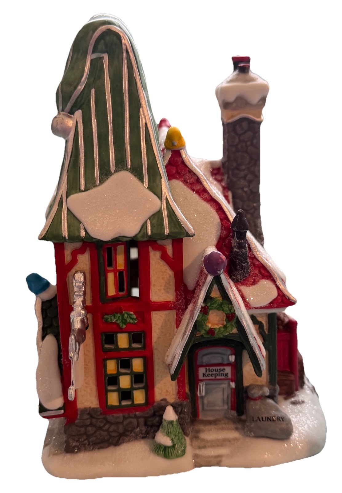 Dept 56 North Pole Series “Hatly Hall” Dormitory For Elves #804440 Brand New