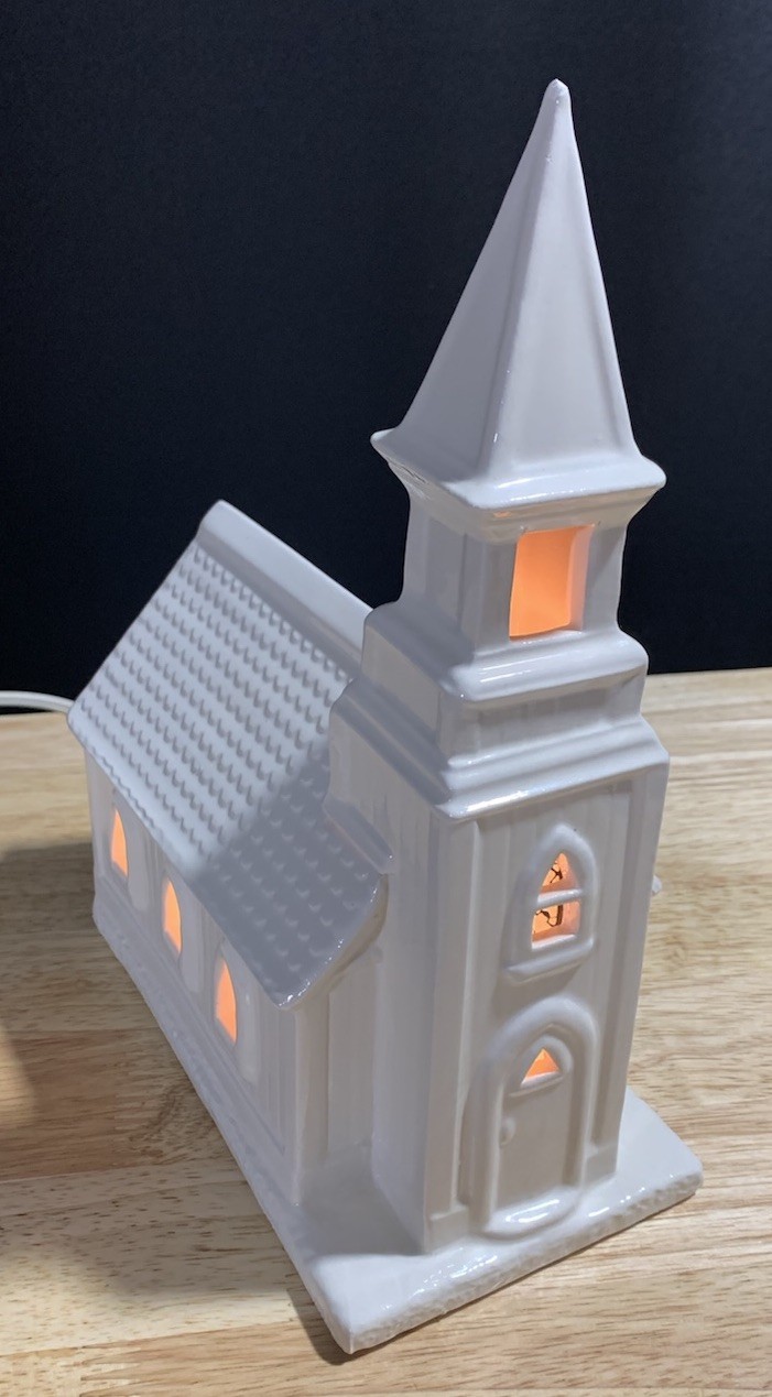 VTG White Ceramic Musical Lighted Church 4x10x7 Steeple Ding Flaw See Photos