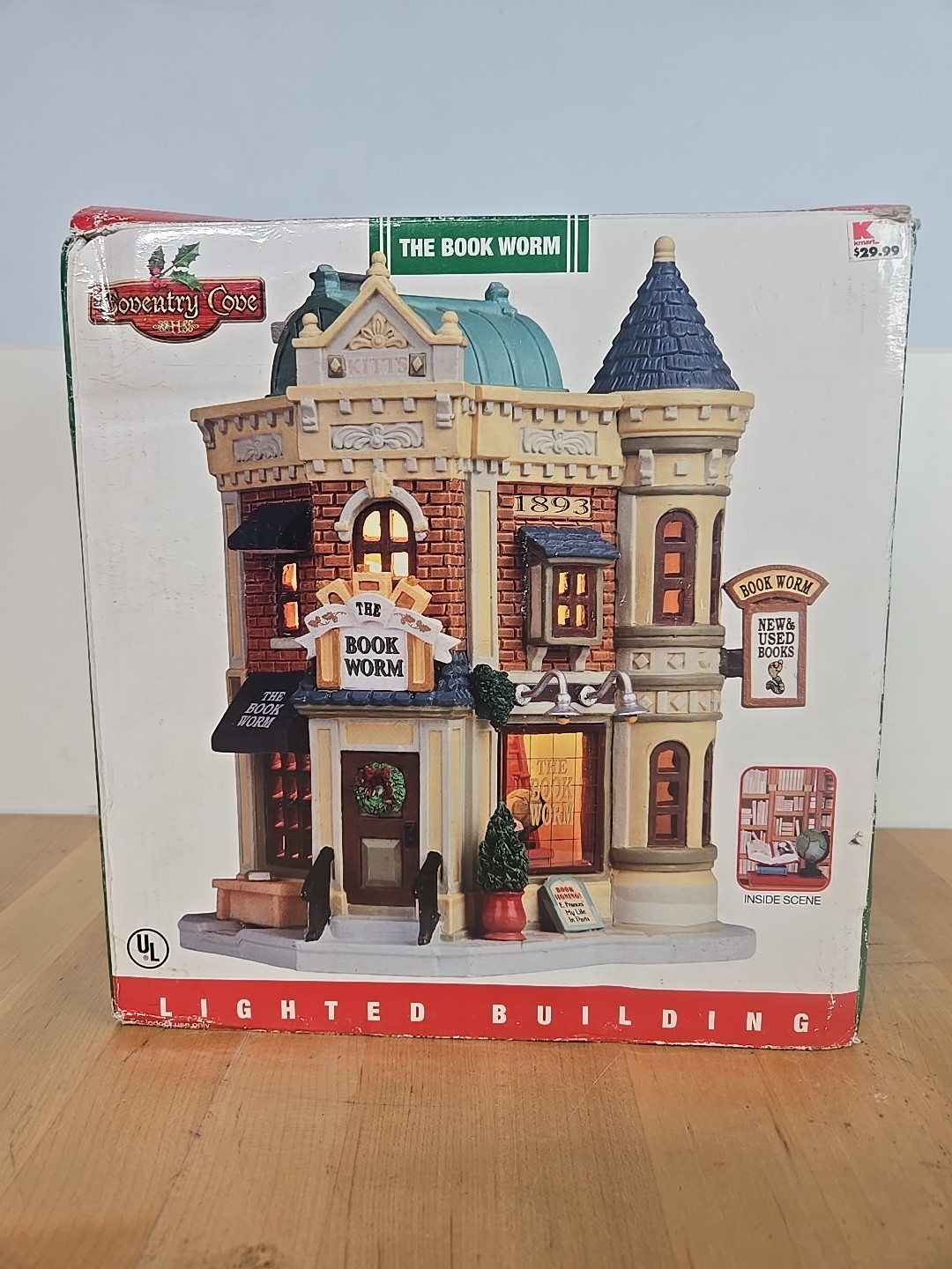 Retired 2009 Lemax Coventry Cove The Book Worm Holiday Village lighted