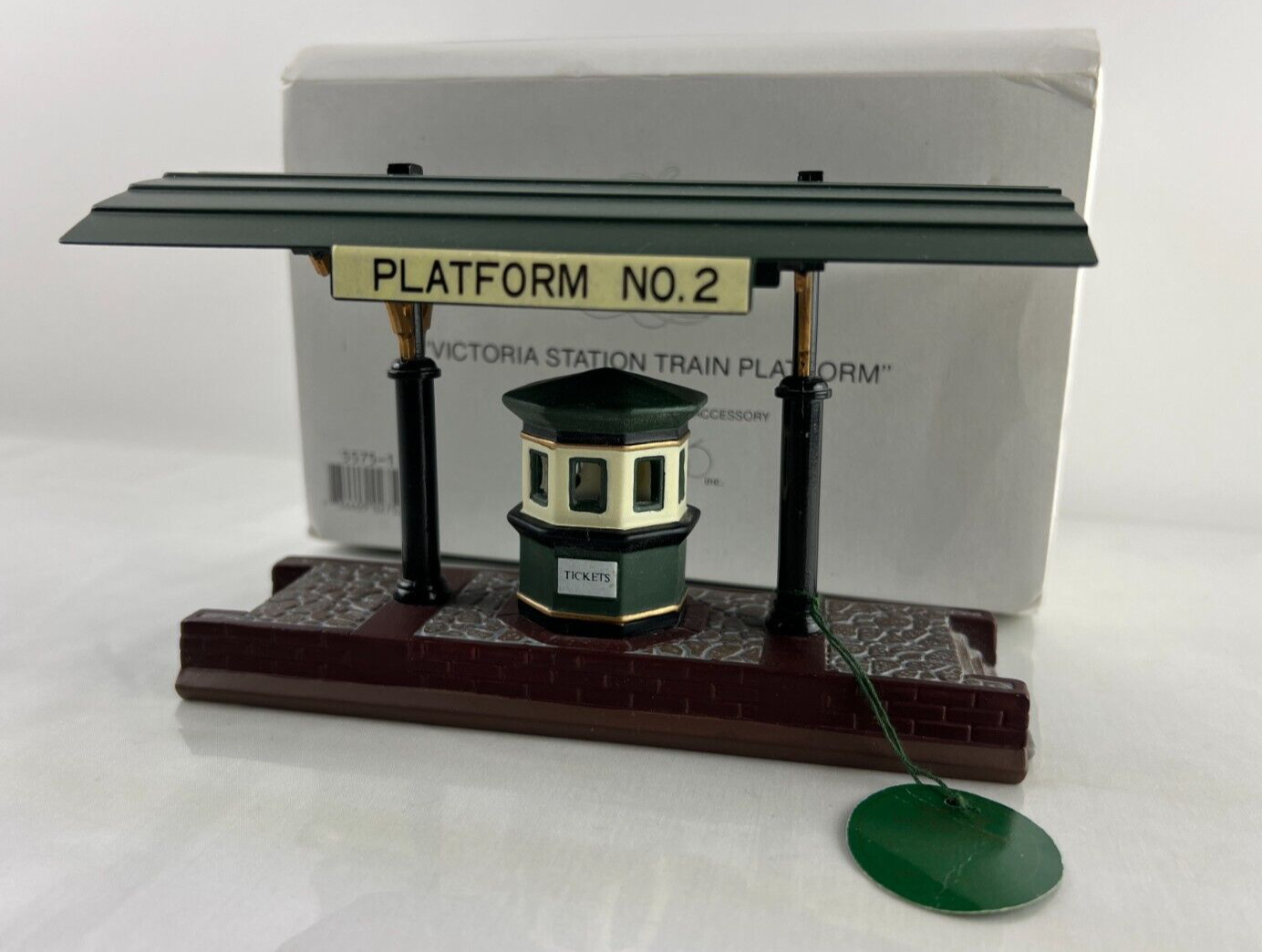 Dept 56 #56575-1 Victoria Station Train Platform Heritage Village Accessory