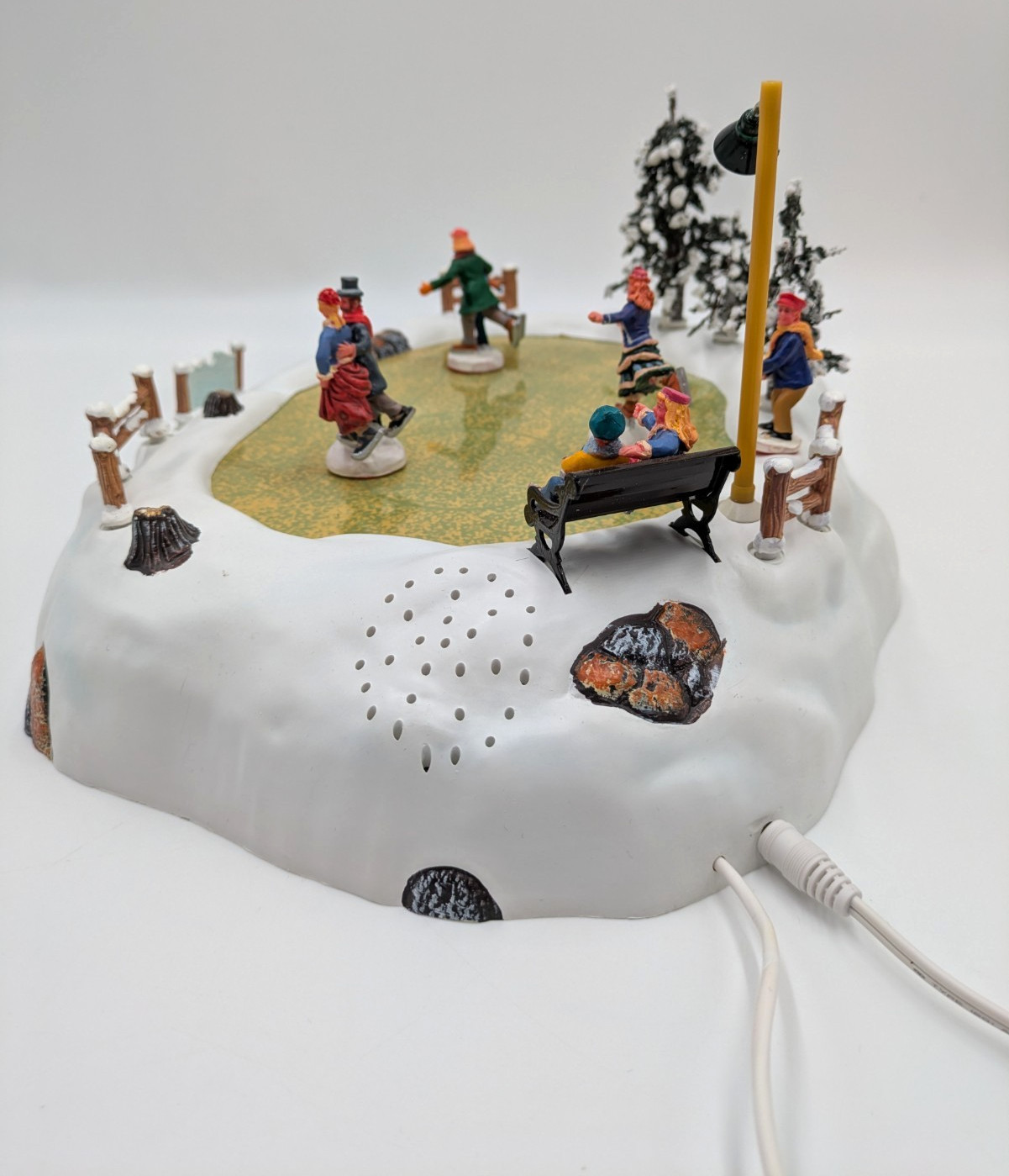 LEMAX High Meadow Skating Pond Animated Christmas Village Table Accent Holiday