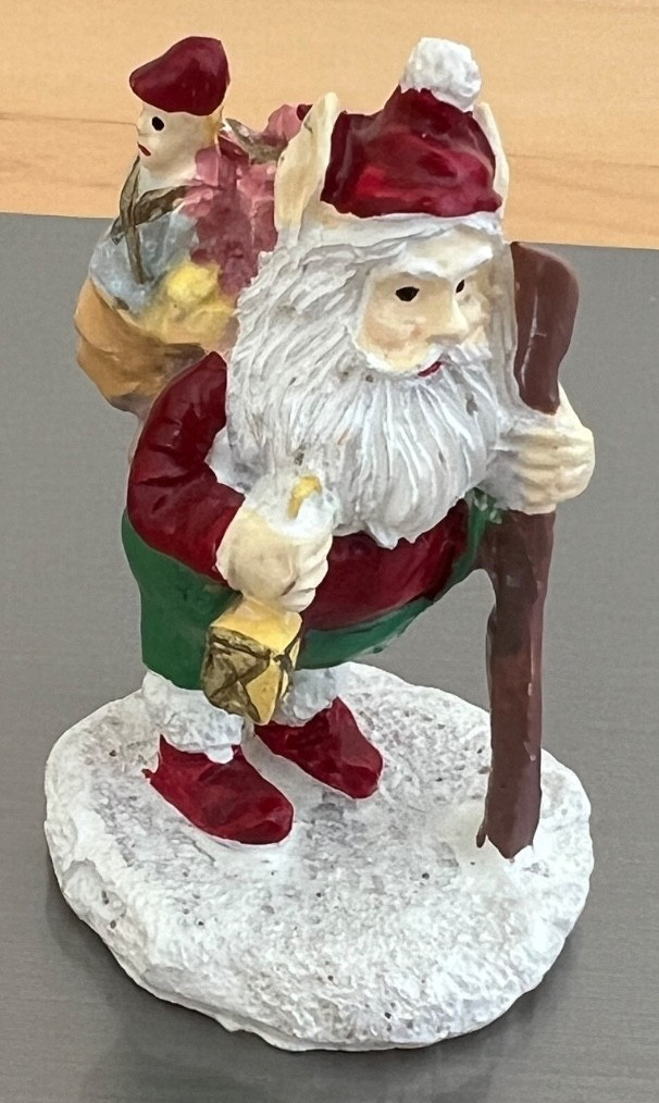 Kringle Mountain North Pole Santa Helper Elf Christmas Village Figure 2” Tall