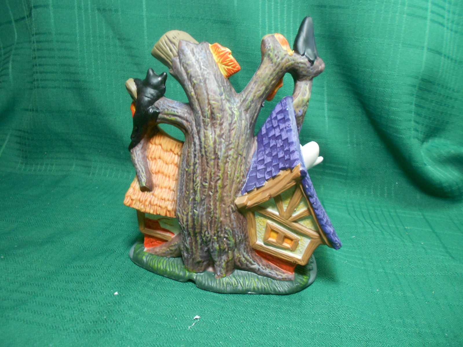 Spooky Hollow Village Lighted Witch House