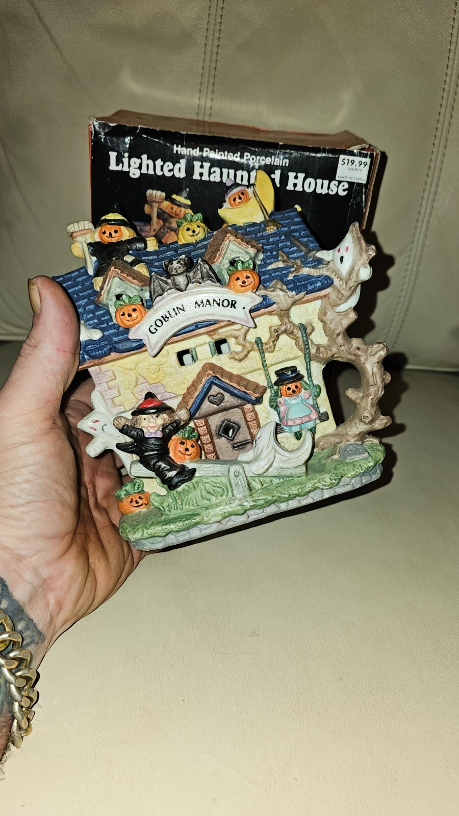 Vintage Halloween Goblin Manor Lighted Ceramic Haunted House 7.5″ Taiwan