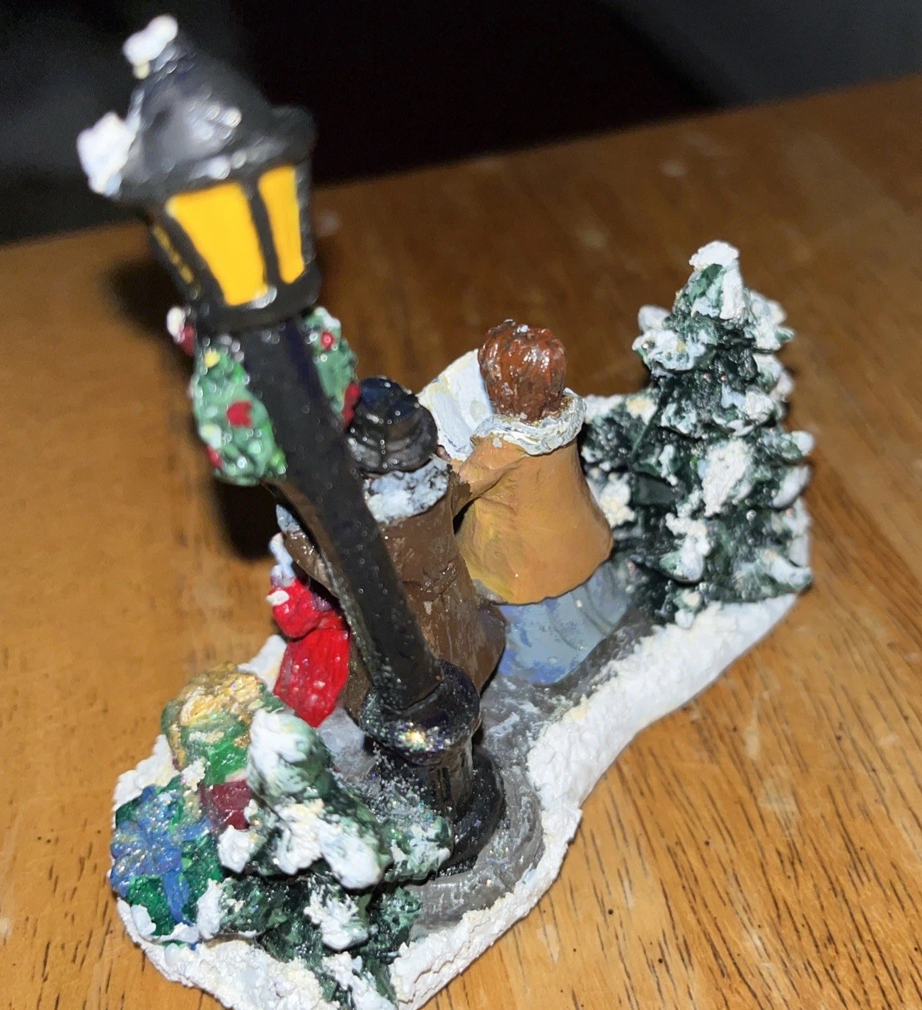 christmas village-Gate/Fence, Carolers’, 2- Horse Carriage St. N Square,