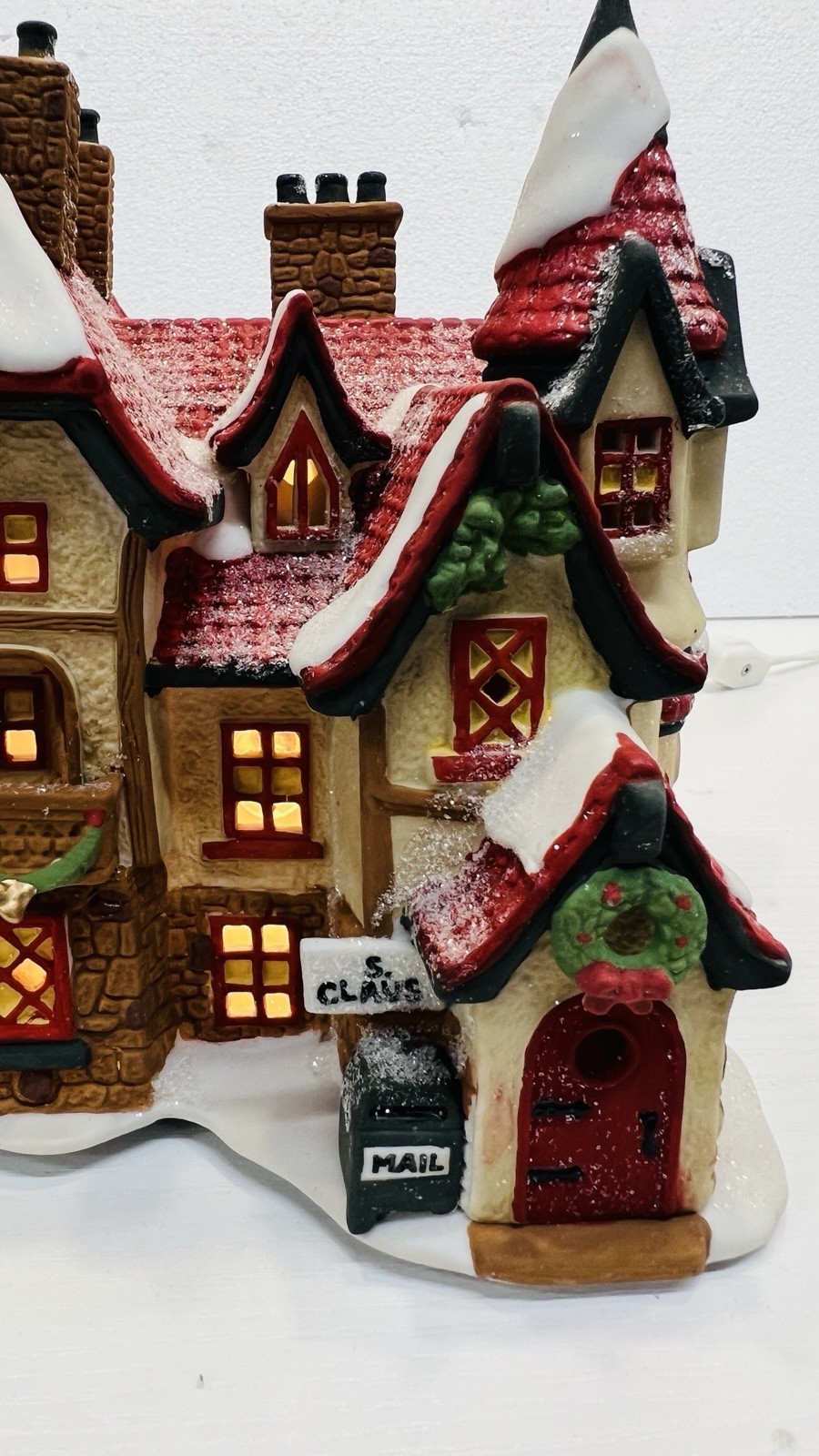 Dept 56 North Pole Series “Santa’s Workshop” 56006 Retired 1993 Excellent !