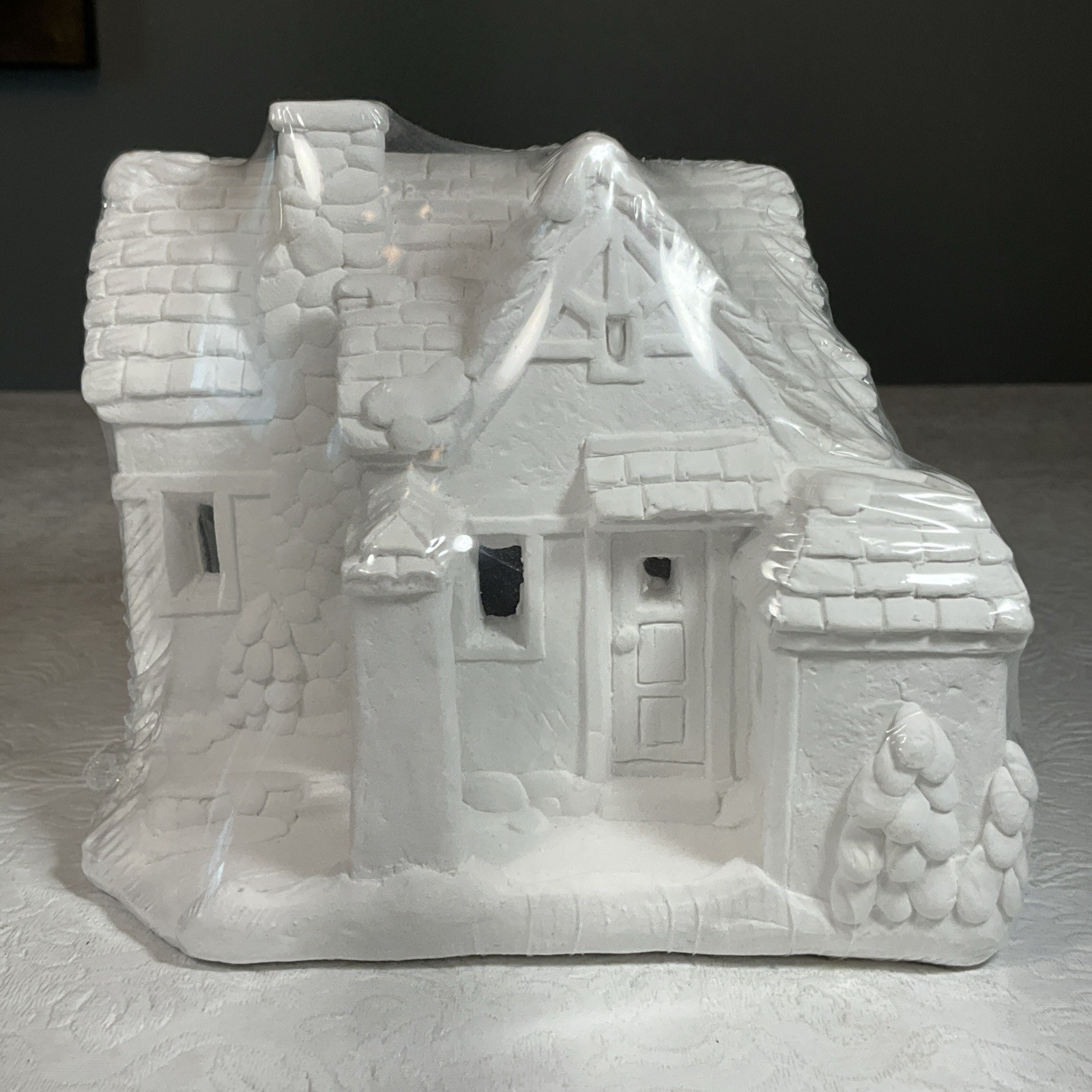 California Creations Holiday Village 97003 COBBLESTONE COTTAGE Ready To Paint