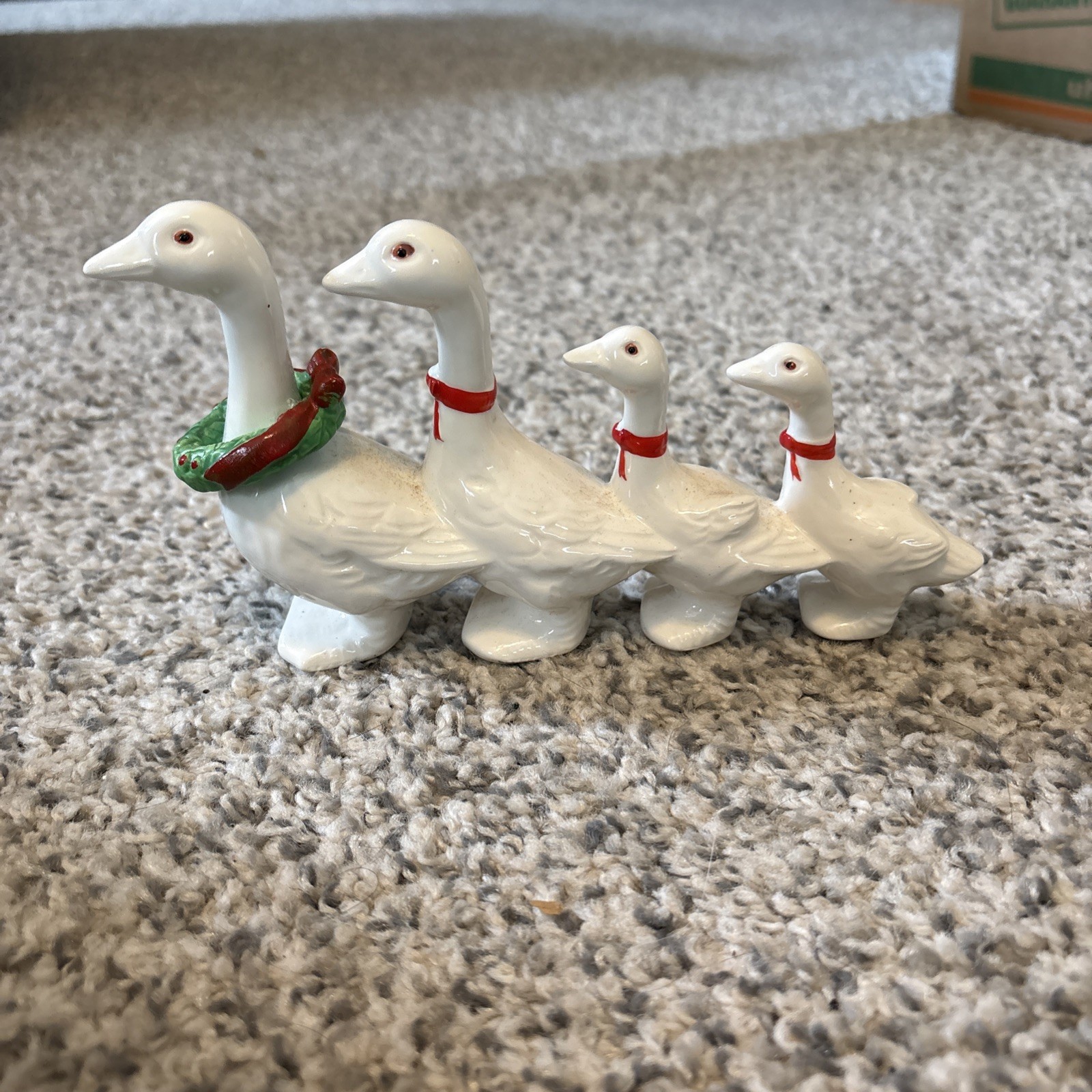 Dept 56 Vintage Ducks Geese in a Row Christmas Figurine 7.5″