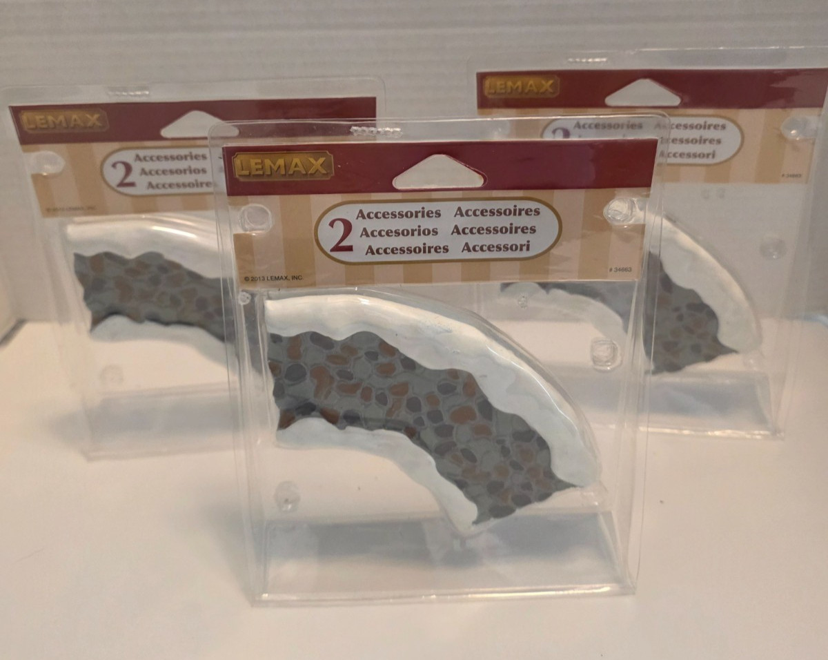 Lemax #34663 lot of 3 Stone Curved Road Set Accessories 2013