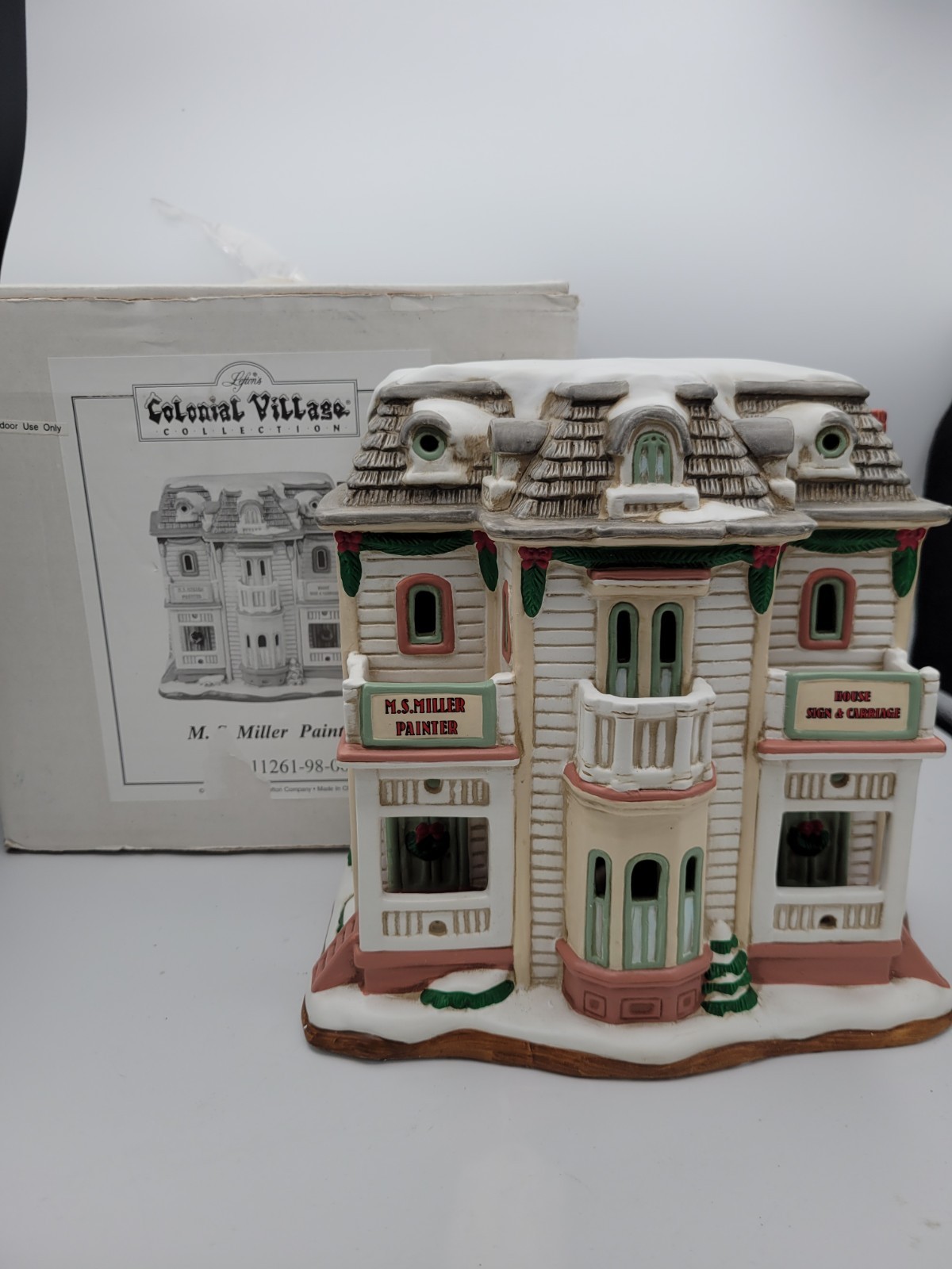Lefton Colonial Village M.S. MILLER PAINTER 11261-98 Porcelain w/Box No Light