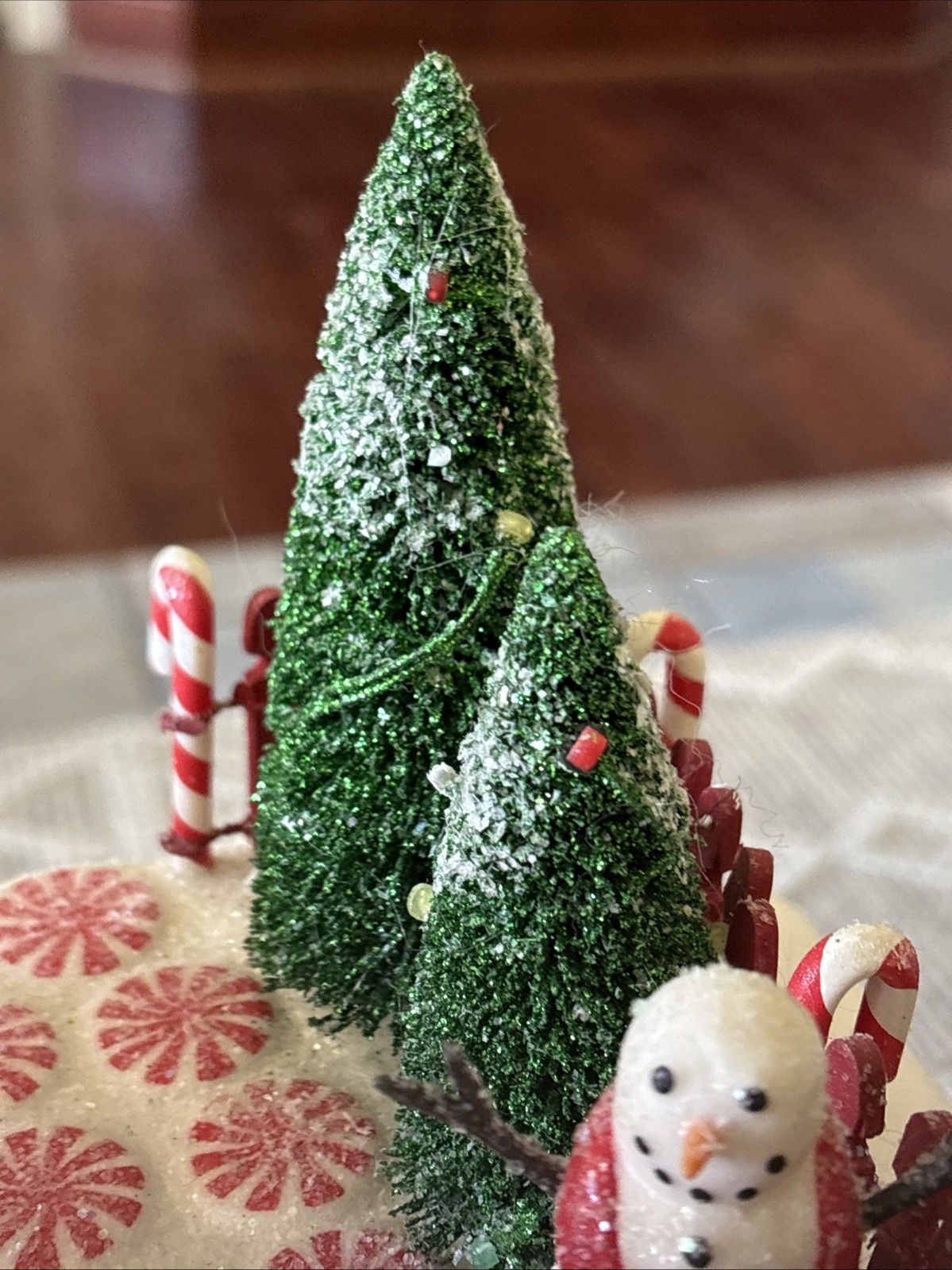 Department 56 Peppermint Front Yard North Pole Series #56 56817 Works