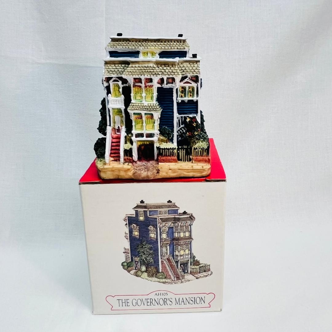 VINTAGE 1996 Liberty Falls Collections Governor’s Mansion #AH105 3″W x 3″L x 3″H
