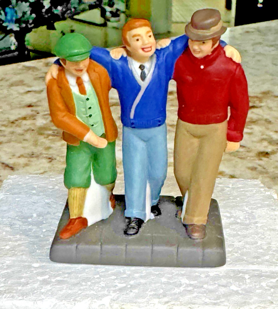 Department 56 Uptown Boys Christmas In The City Accessory