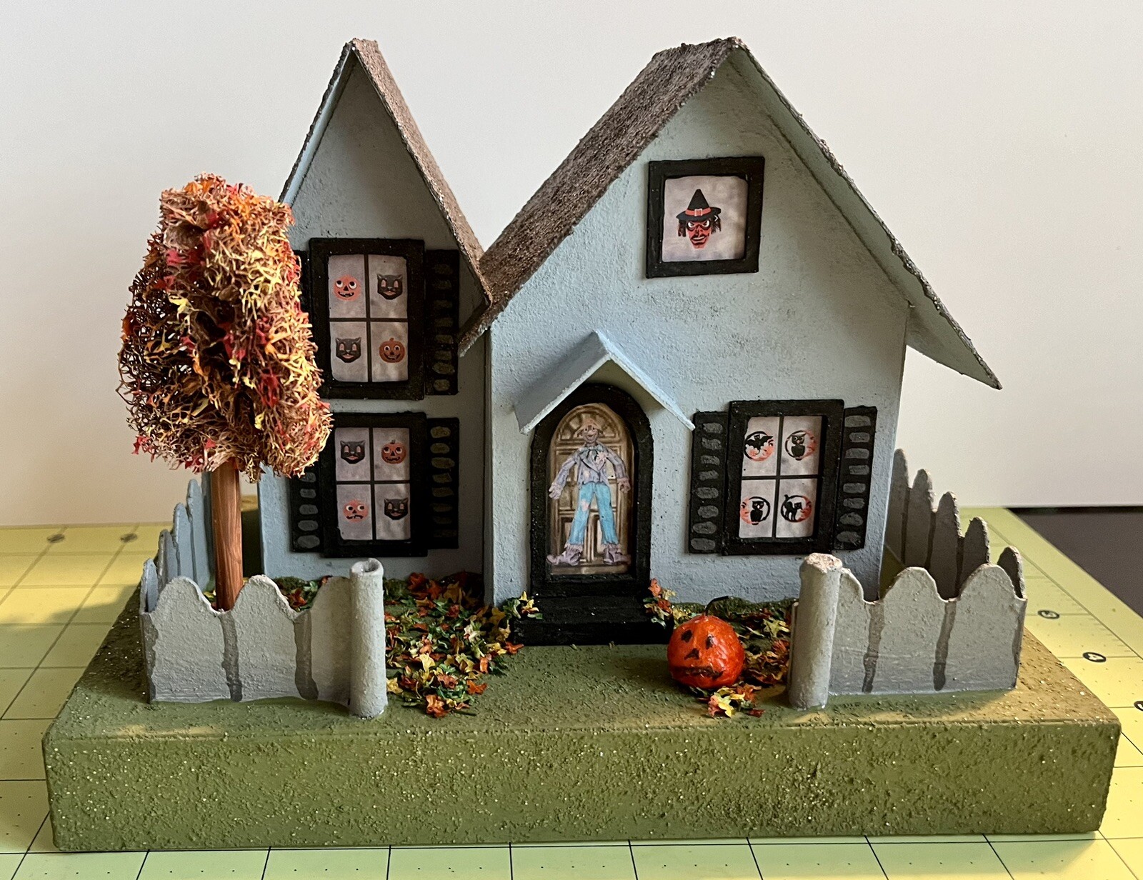 Handmade Halloween Putz Glitter House 1940’s Retro Style Cardboard #8 LARGE