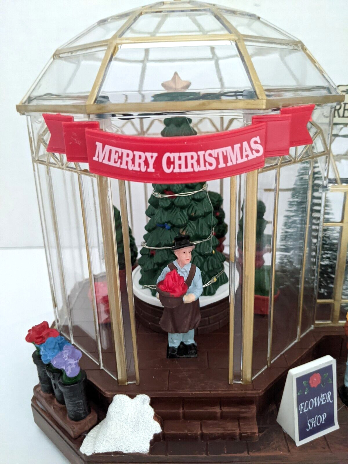 New 2024 Christmas GREENHOUSE by Holiday Time Lights Up & Plays 8 Carols VIDEO