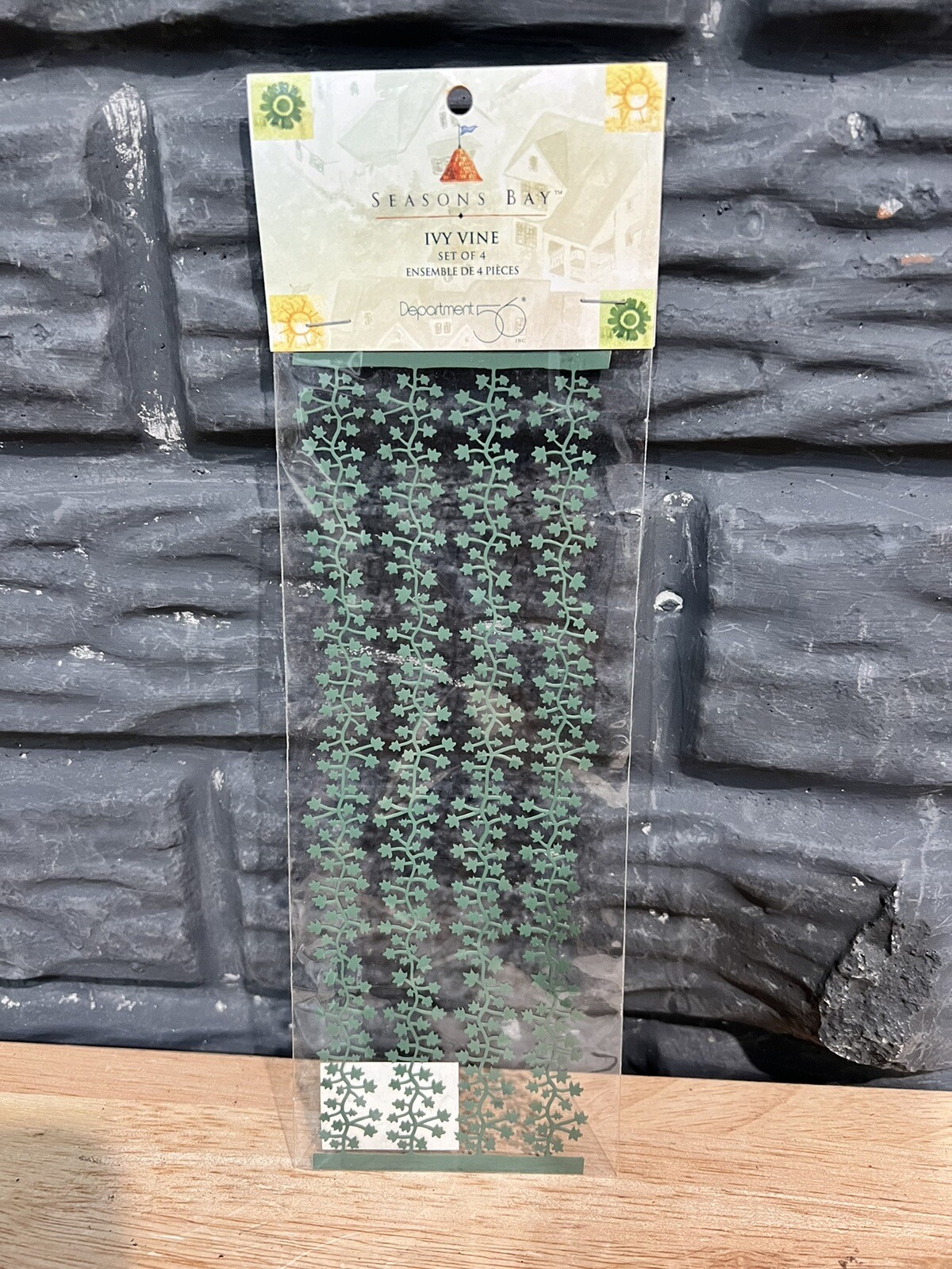 Department 56 – Seasons Bay Ivy Vine 53377 – New