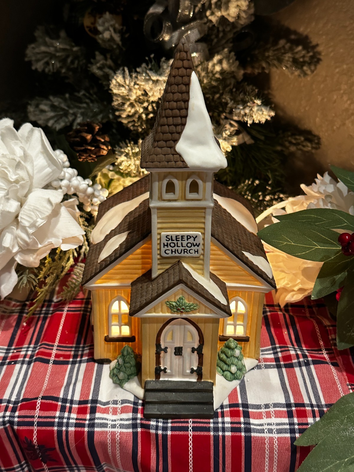 Dept 56 Sleepy Hollow Church New England Village Series Christmas House
