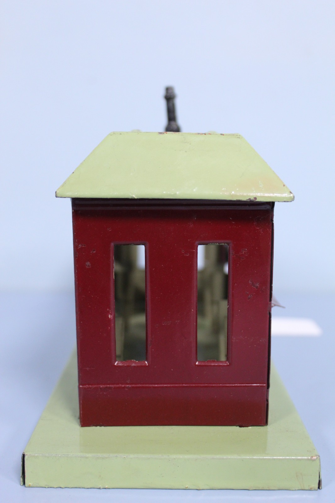 Unknown German Train Station – No Box