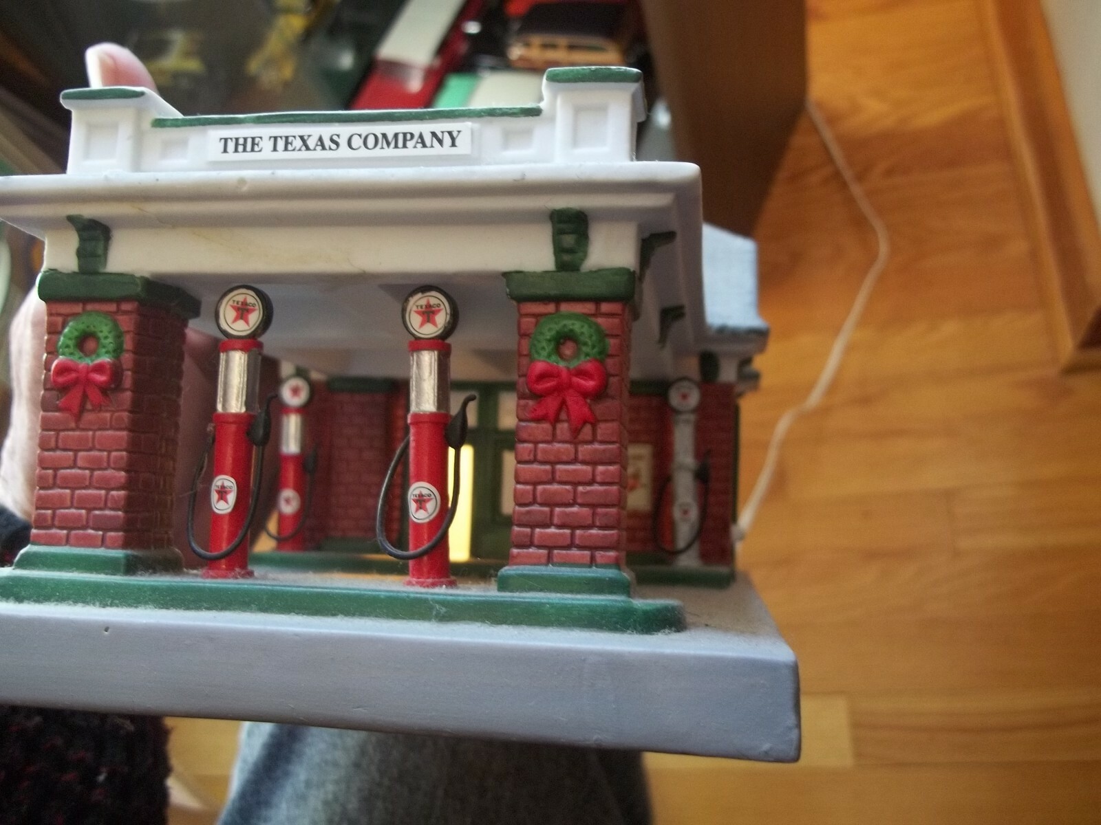 The Texas Company Texaco ceramic Service station lighted