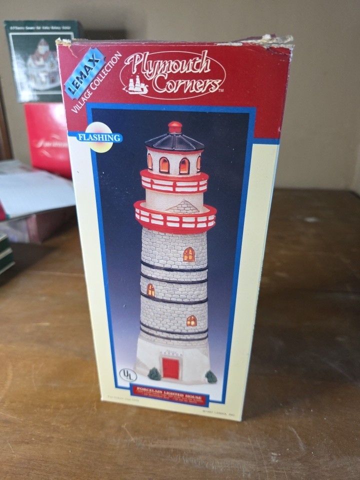 Lemax 1997 “MISTY HARBOR” Lighthouse Plymouth Corners
