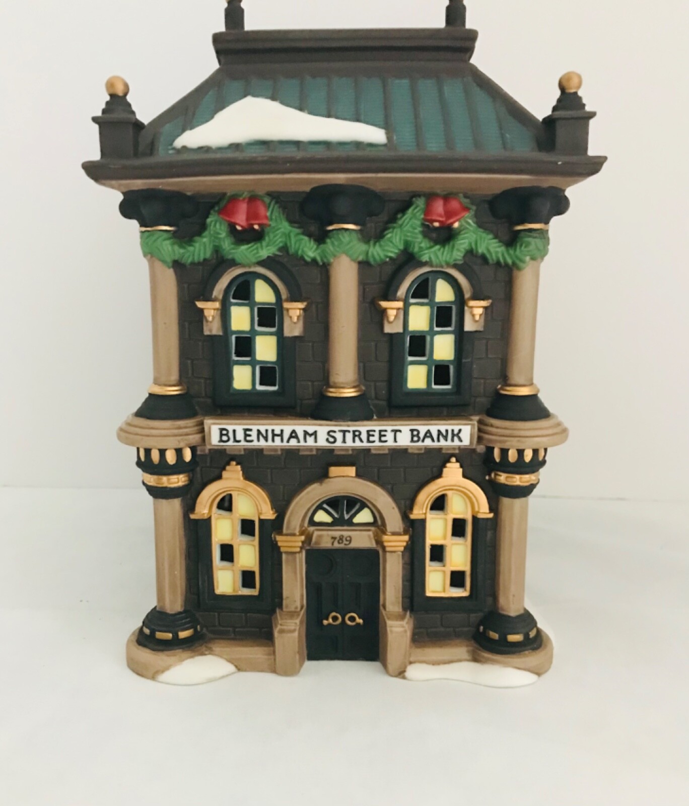 D56 Heritage Village Series, Blenham Street Bank, #58330, 1995