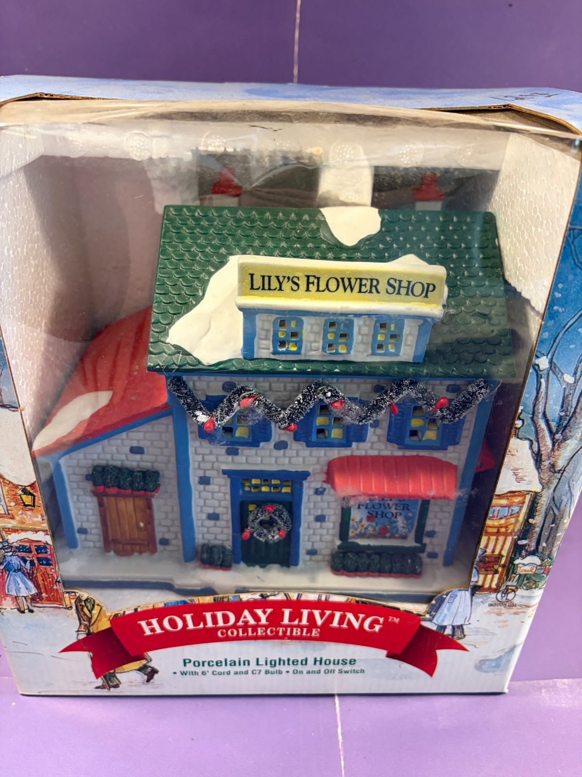 Holiday Living Porcelain Lilys Flower Shop Christmas Village House IN BOX & FOAM