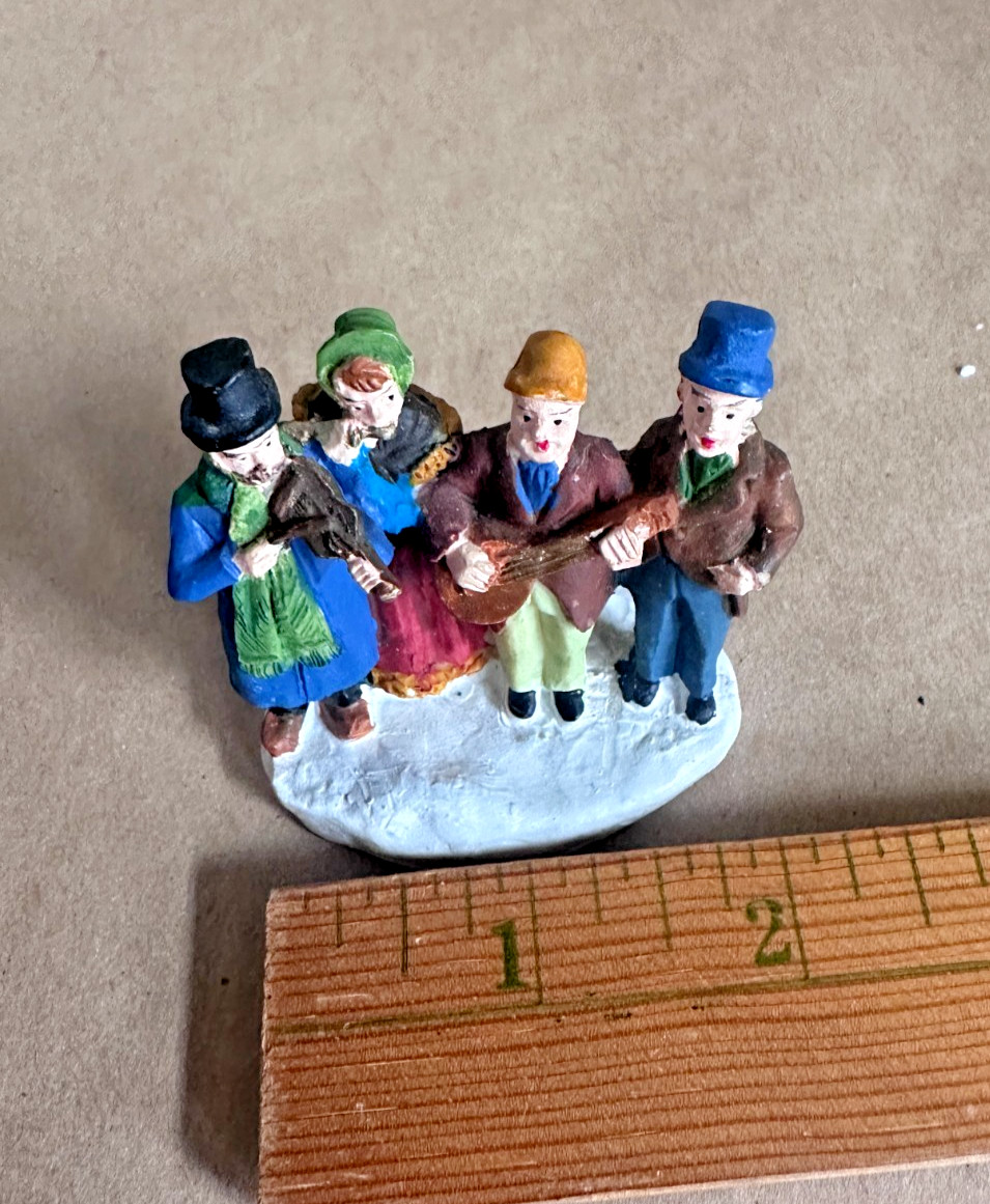 Christmas Village Carolers – unknown brand – made in china – 2″ x 2″ Figures
