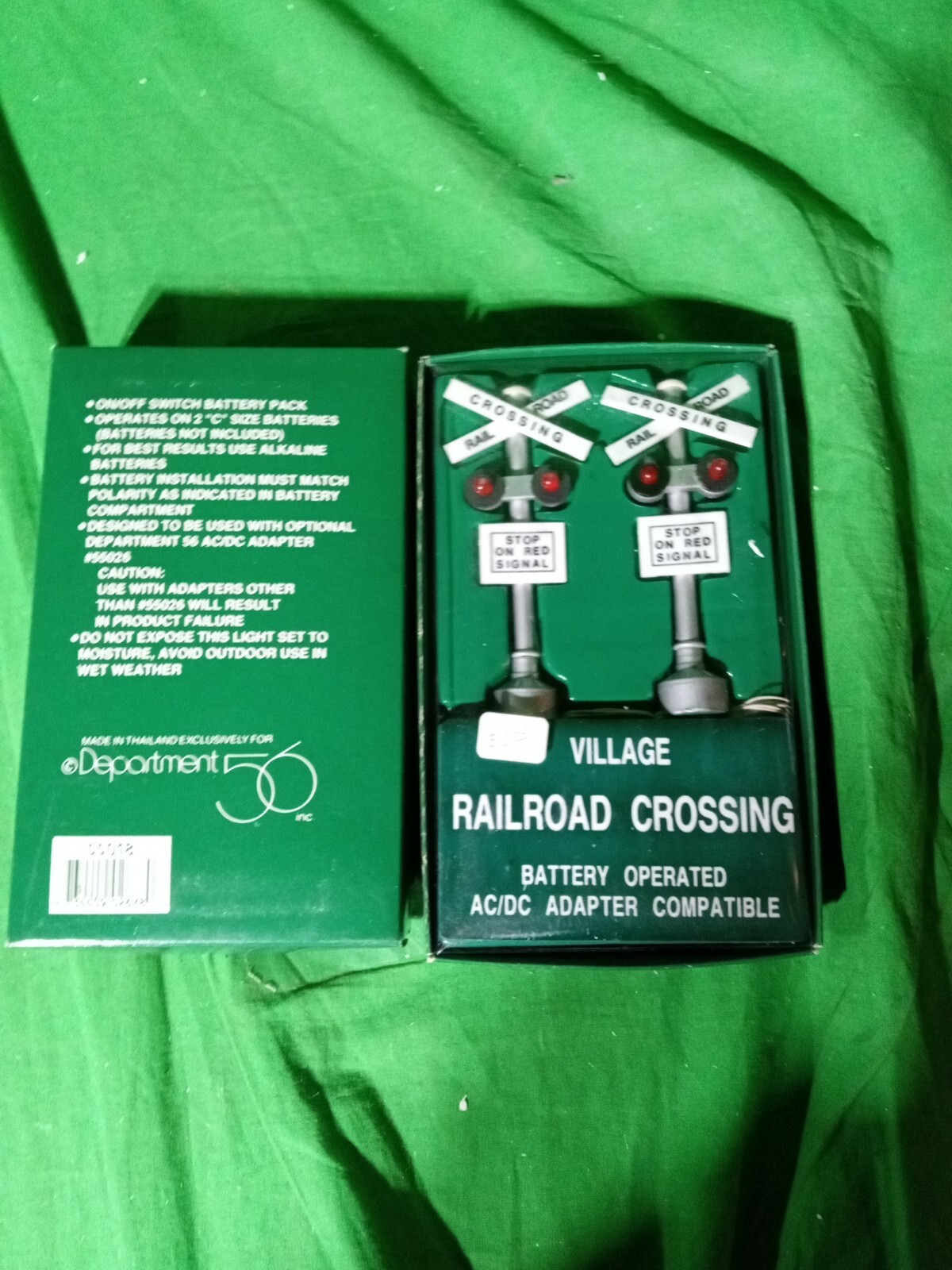 Dept 56 VILLAGE RR CROSSING RAILROAD Light up Sign 55018 Village Battery WORKS