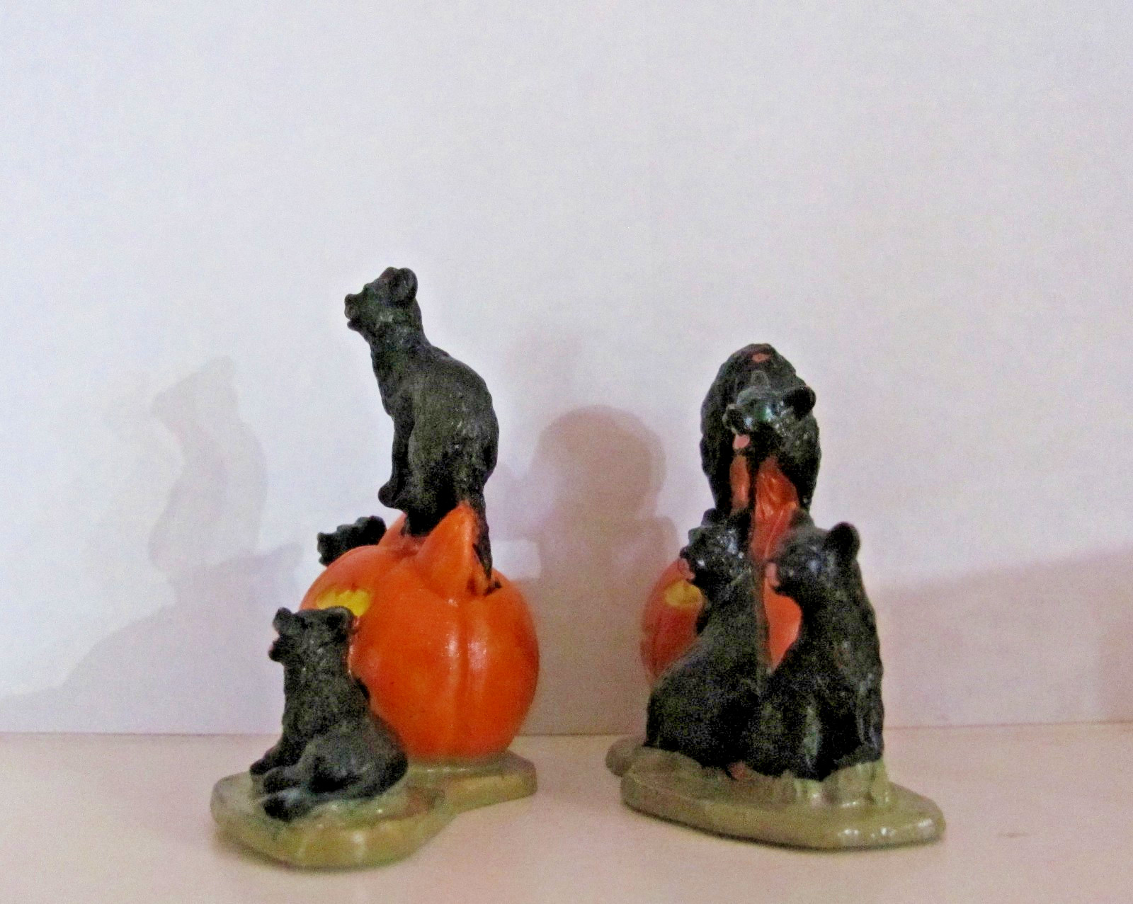 Lemax Spooky Town Figurines – Halloween Cats, Set Of 2 #12883