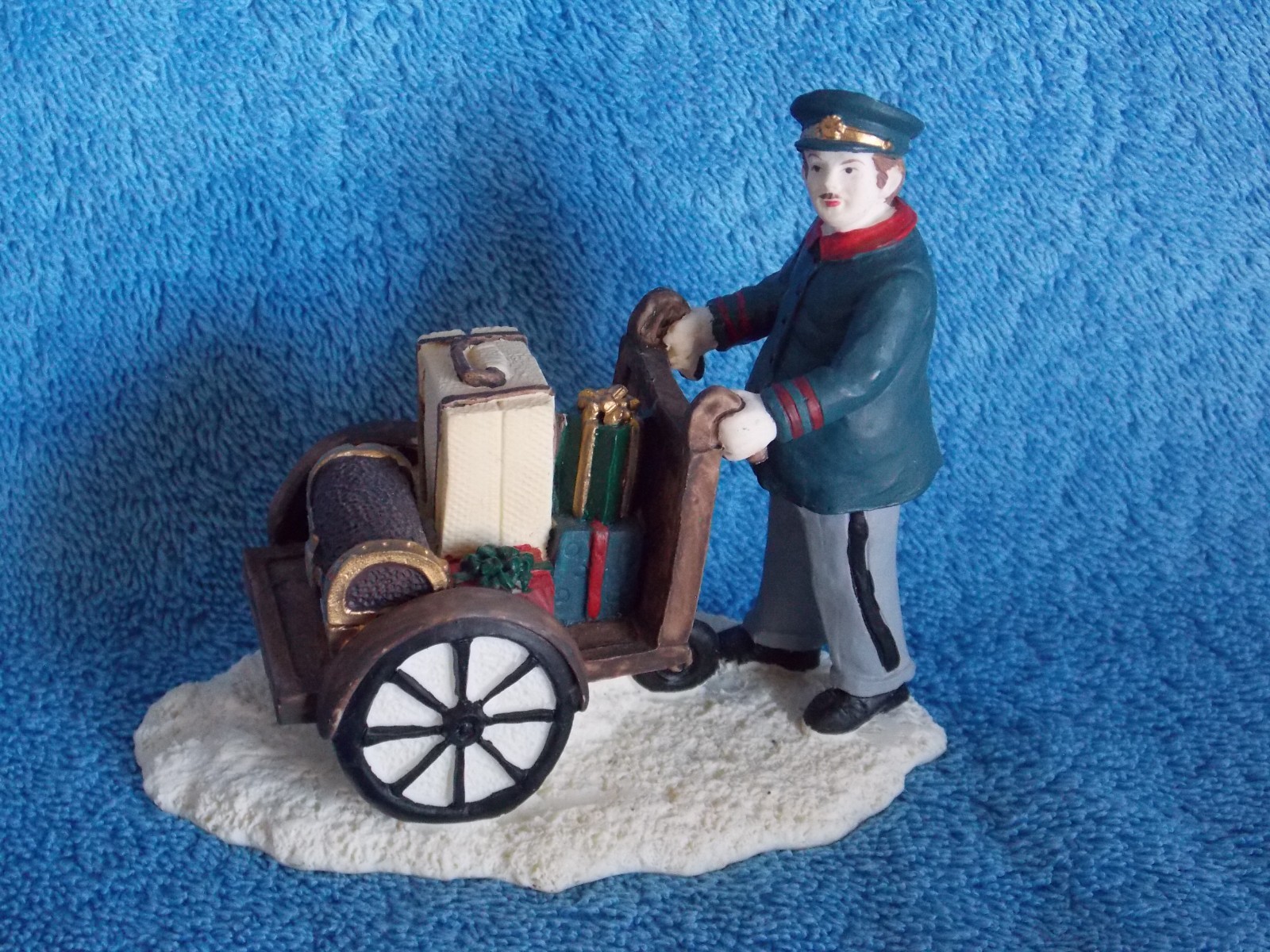 1993 Mervyn’s Village Square Christmas Train Porter & Cart With Luggage Figurine