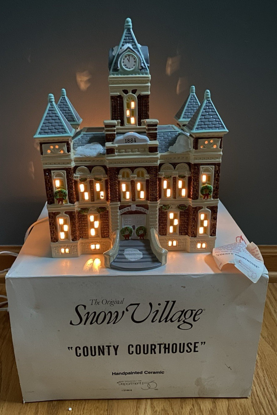 Dept 56 Snow Village County Courthouse 1989 Christmas Village Building 5144-6