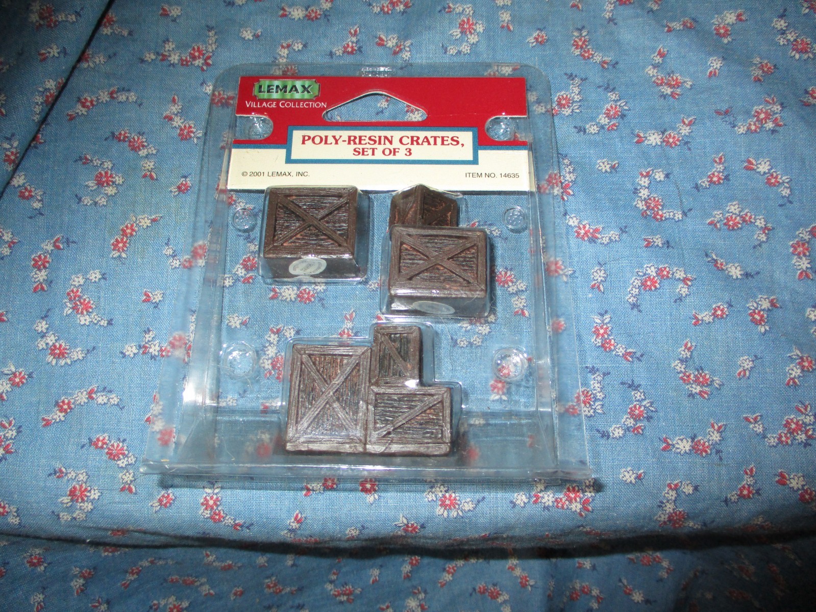 NIP Lemax Village Accessories Poly-Resin Crates Set of 3