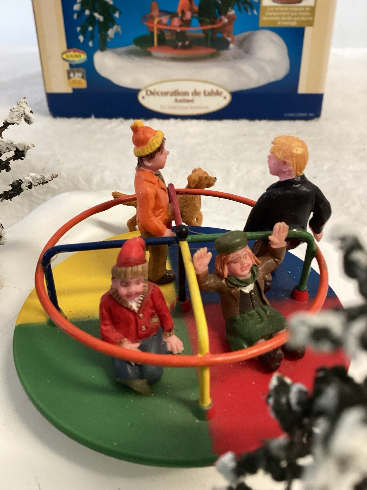 Lemax Around We Go Village Table Accent Animation 2005 54326