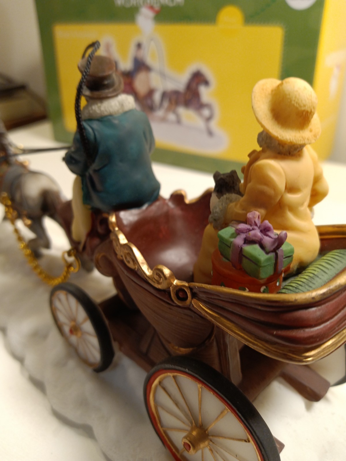Vtg Santa’s Workshop Horse Drawn Carriage Figurine, Village Accessory