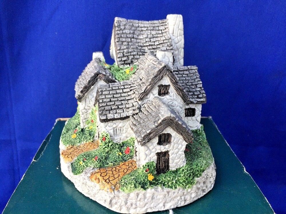 Antique Vintage ENGLISH England Tudor House in Box Beford Kincaid ▬ RARE ▬ ❤️