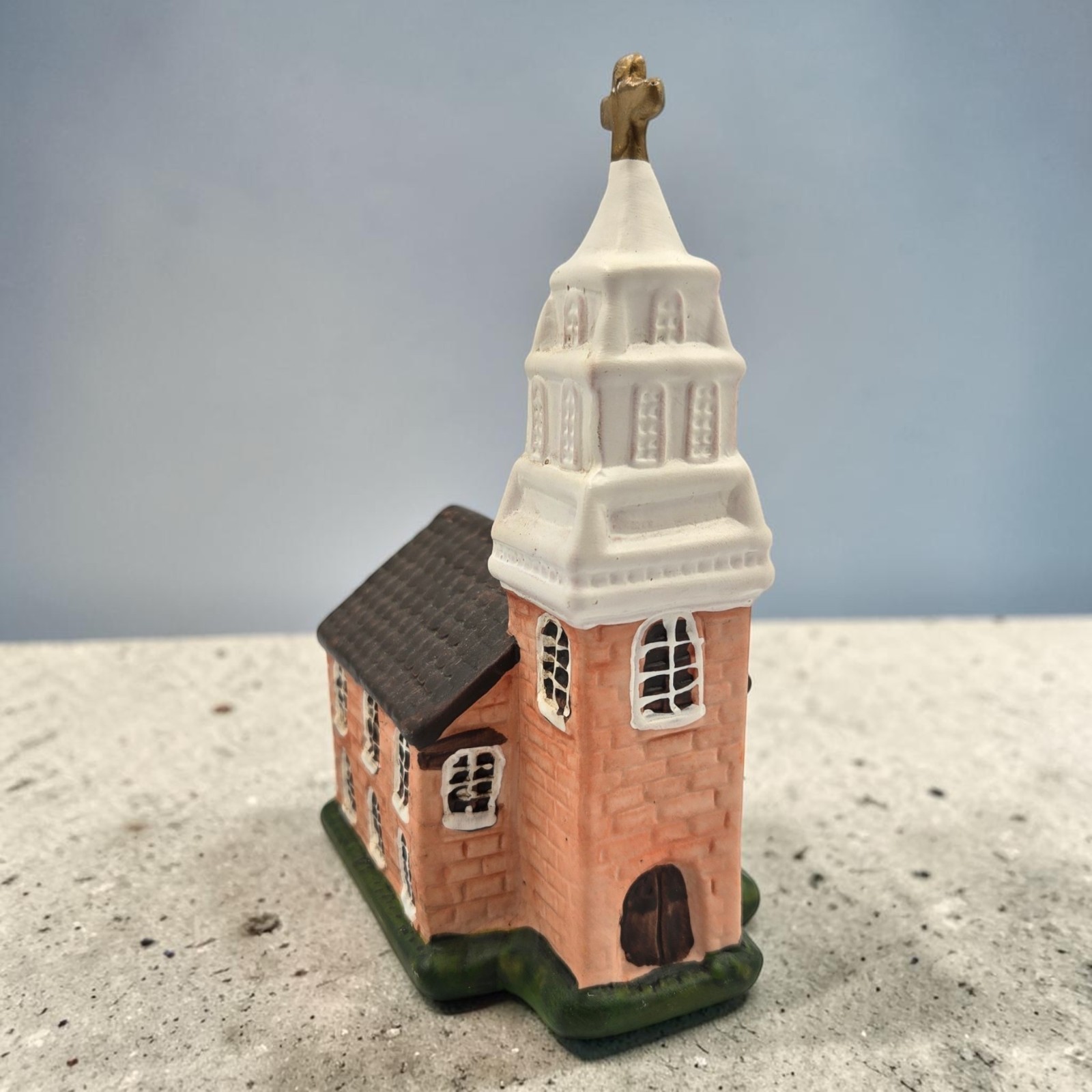 Vintage Hand Painted Ceramic House “Old North Church” Boston