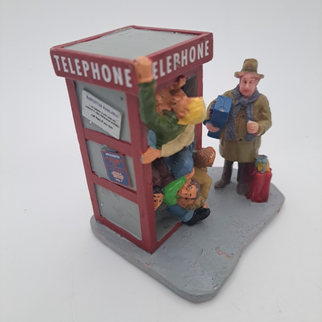 Rare Retired Lemax Occupied # 23946 How Many Can Fit In Phone Booth Christmas Vi