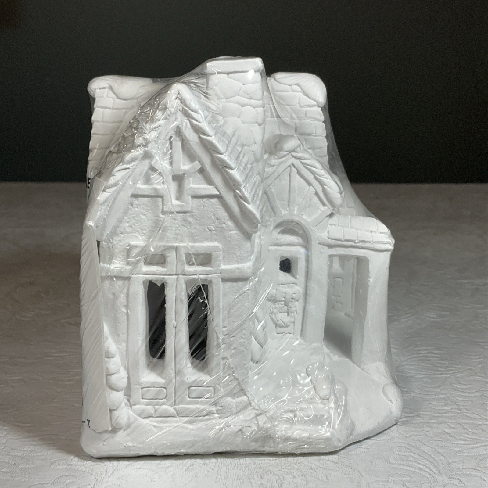 California Creations Holiday Village 97003 COBBLESTONE COTTAGE Ready To Paint