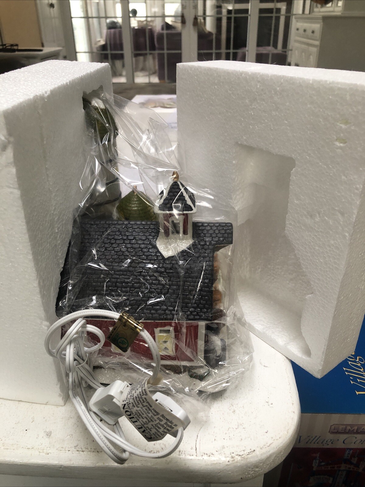 Holiday Inspirations Winding River Barn NIB