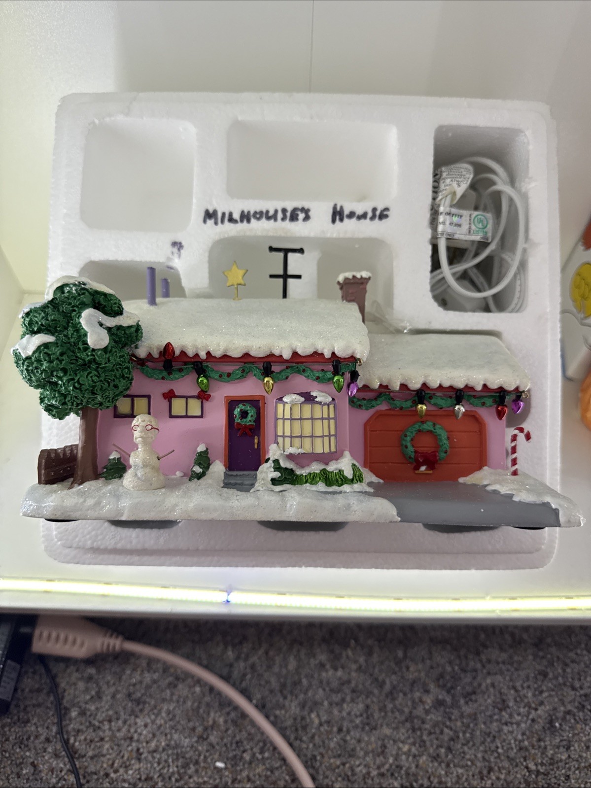 The Simpsons Hawthorne Village Christmas Village Milhouse’s House Mint CoA