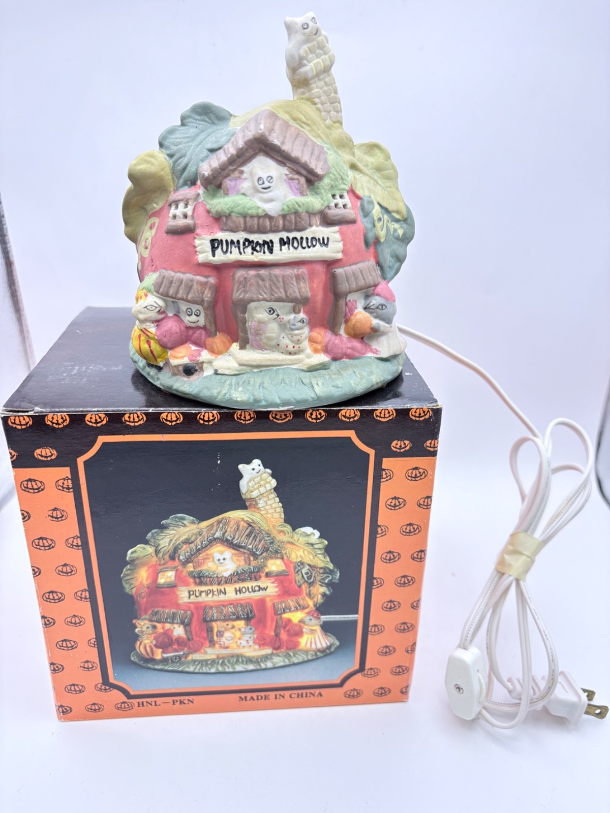 Pumpkin Hollow Lighted Halloween House Ghosts Cottage House Ceramic