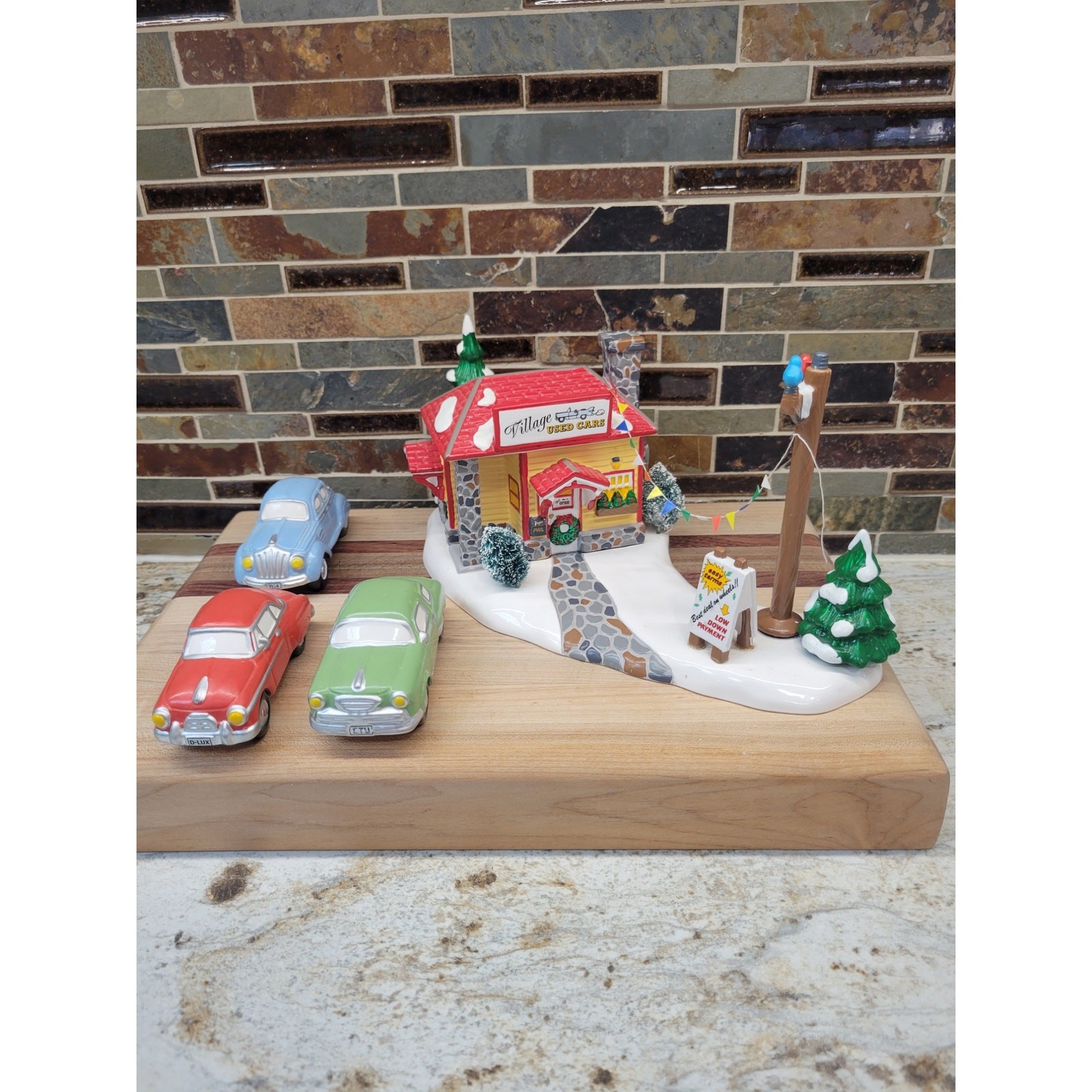 Dept 56 Original Snow Village Used Car Lot Set 5428-3 Christmas Building Cars