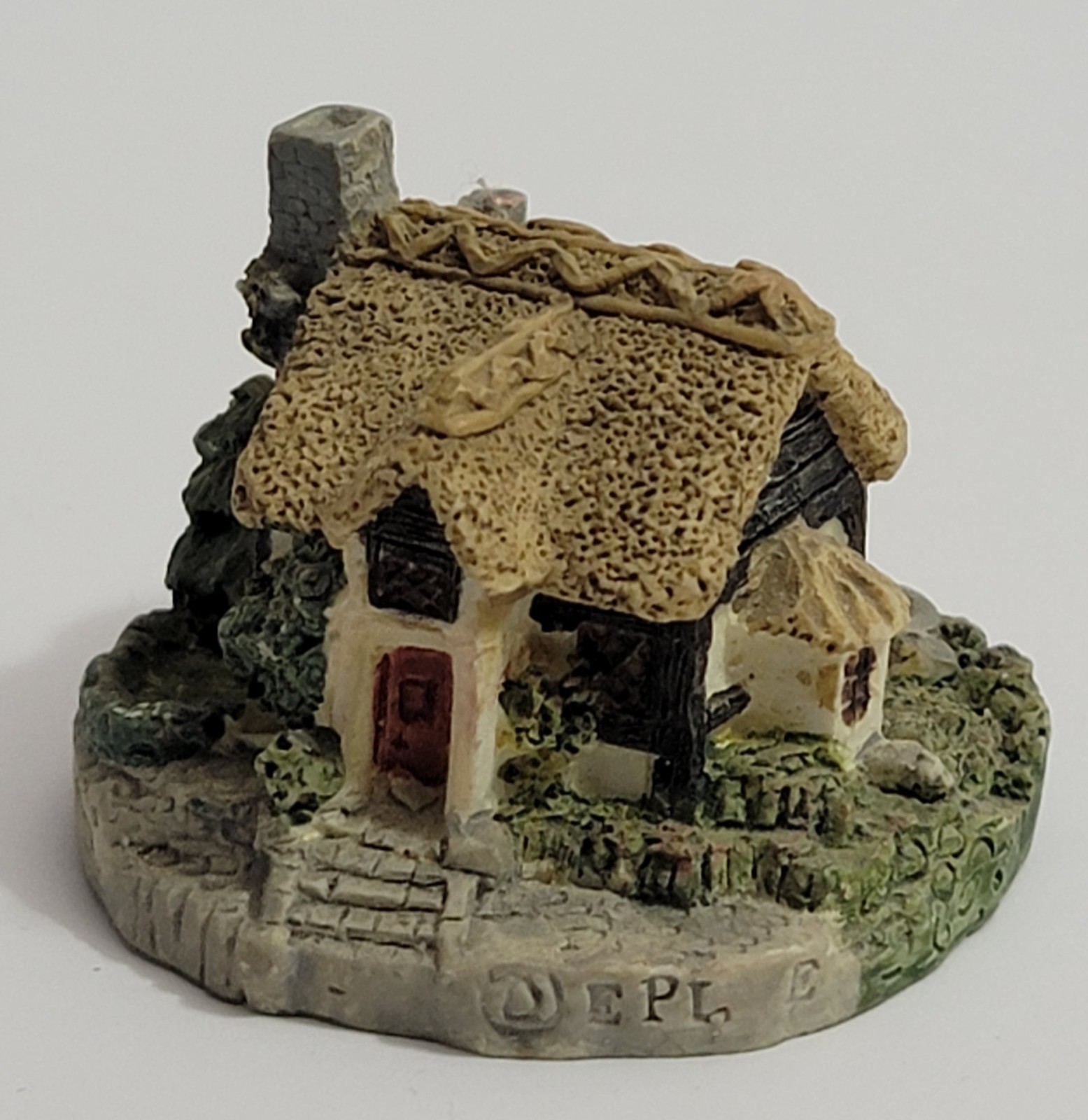 EPL The Old Cottage Collection House Miniature Figurine 2” X 1.5”