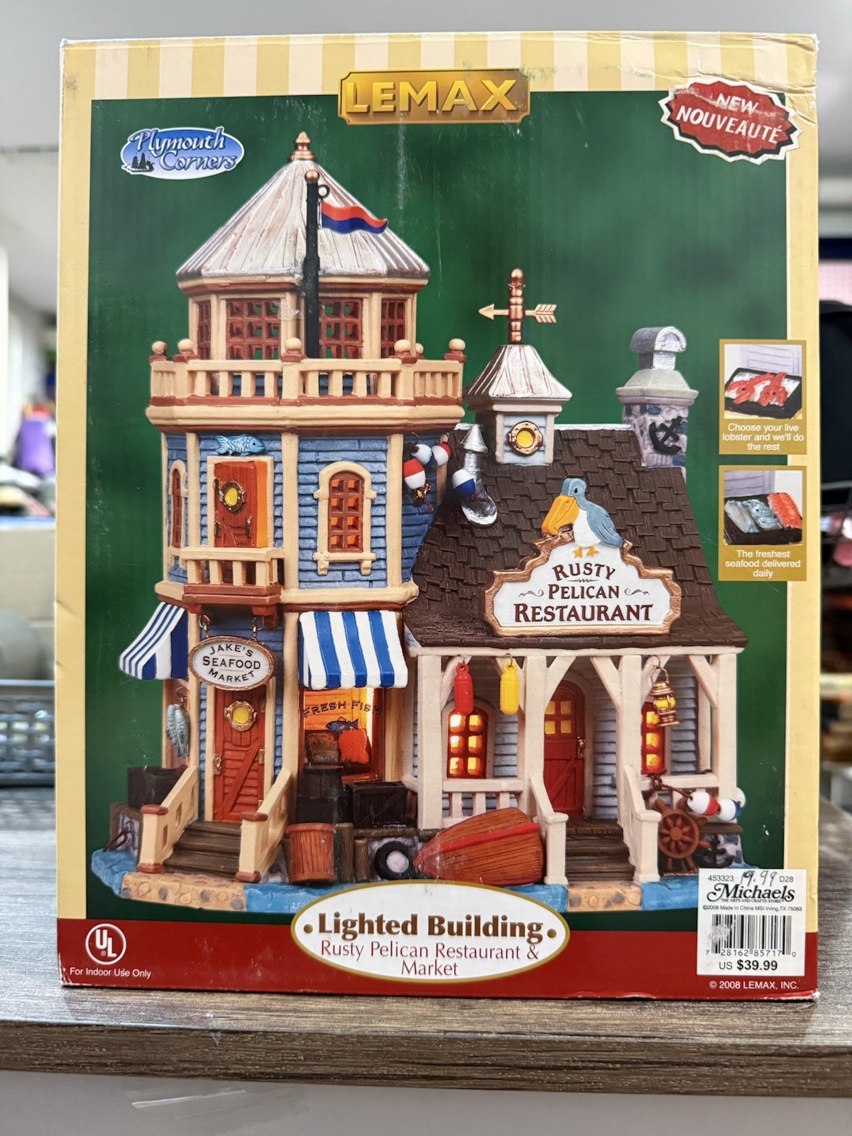 LEMAX Plymouth Corners Rusty Pelican Restaurant Lighted Village Building